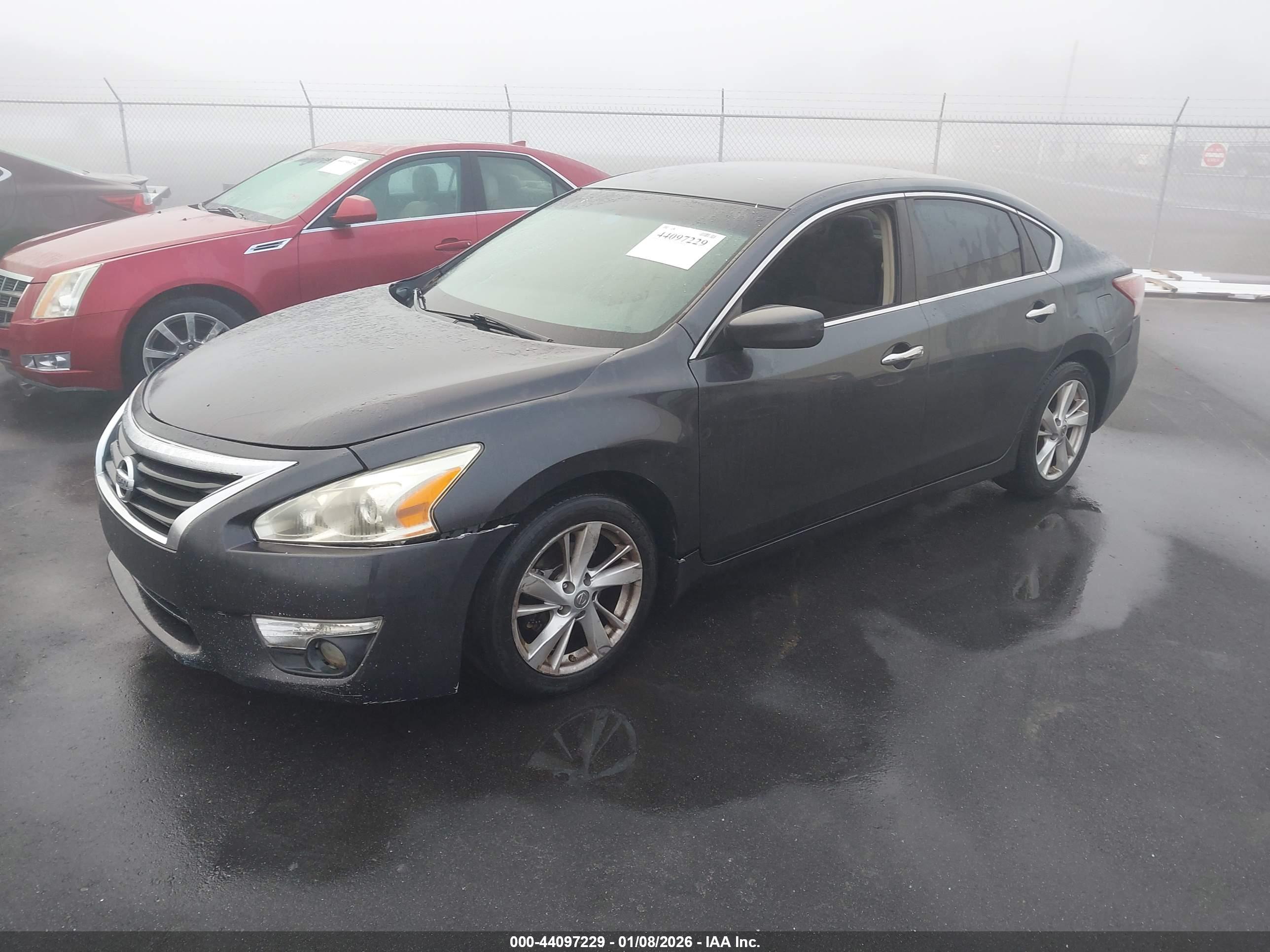 NISSAN ALTIMA image 2
