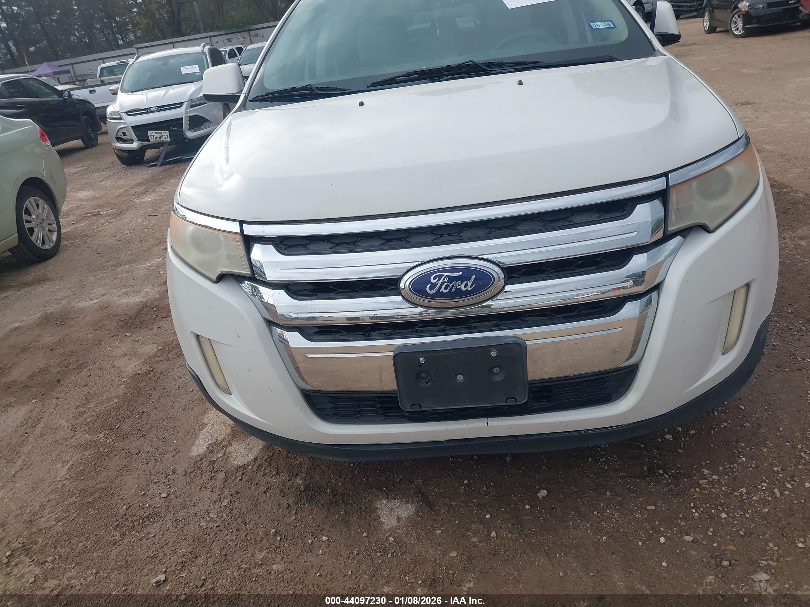 FORD EDGE image 6
