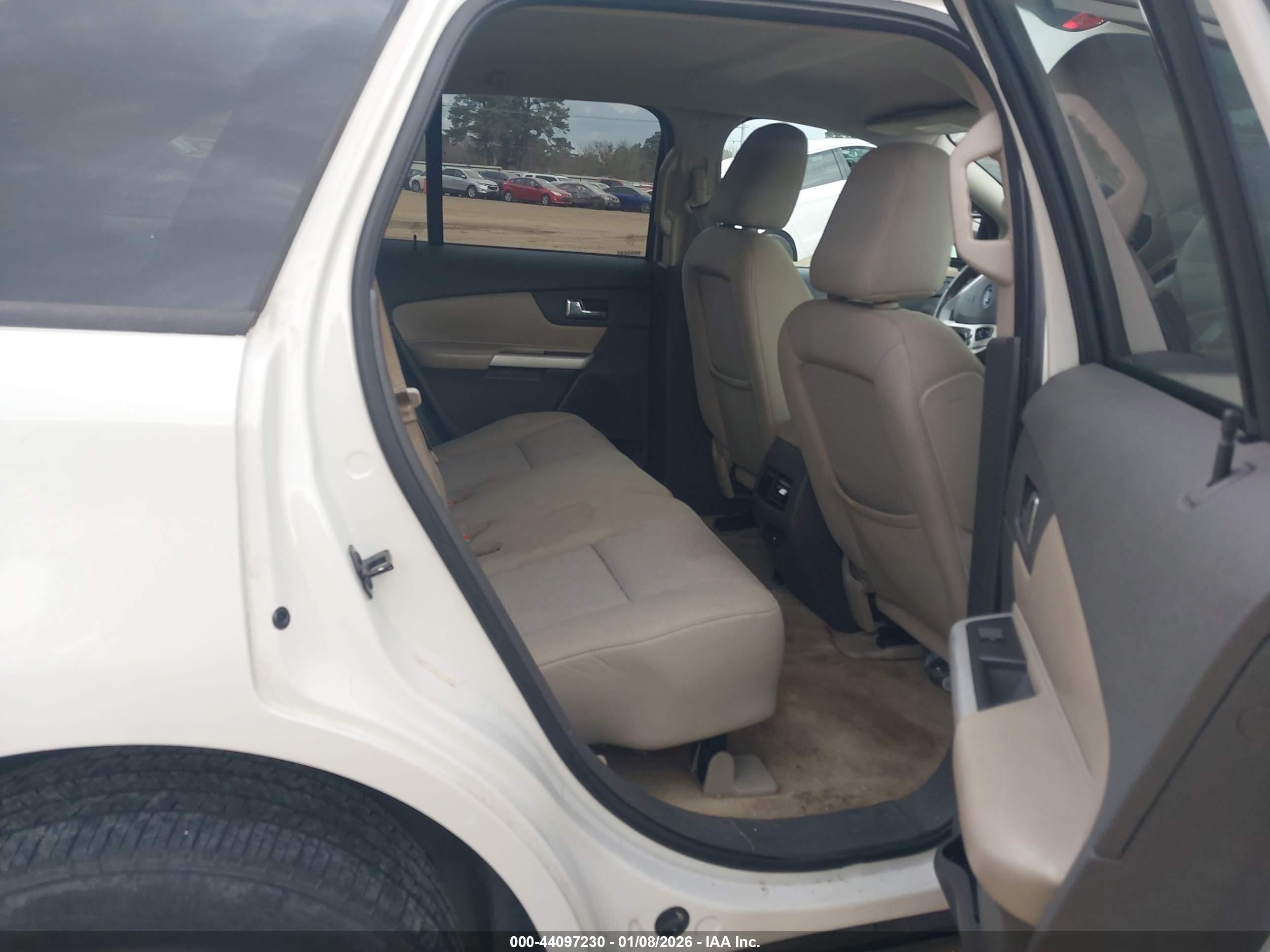 FORD EDGE image 8