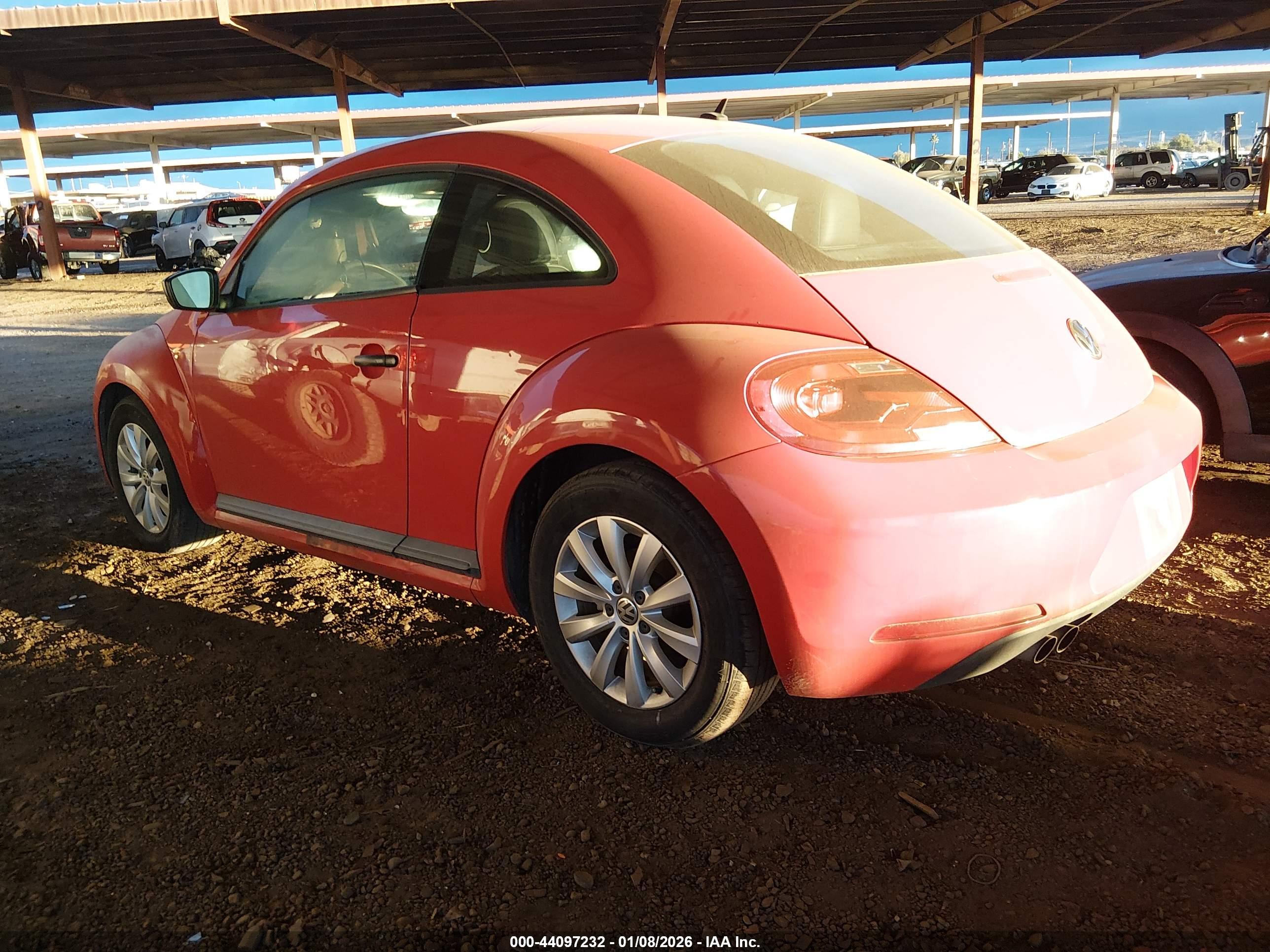 VOLKSWAGEN BEETLE image 3