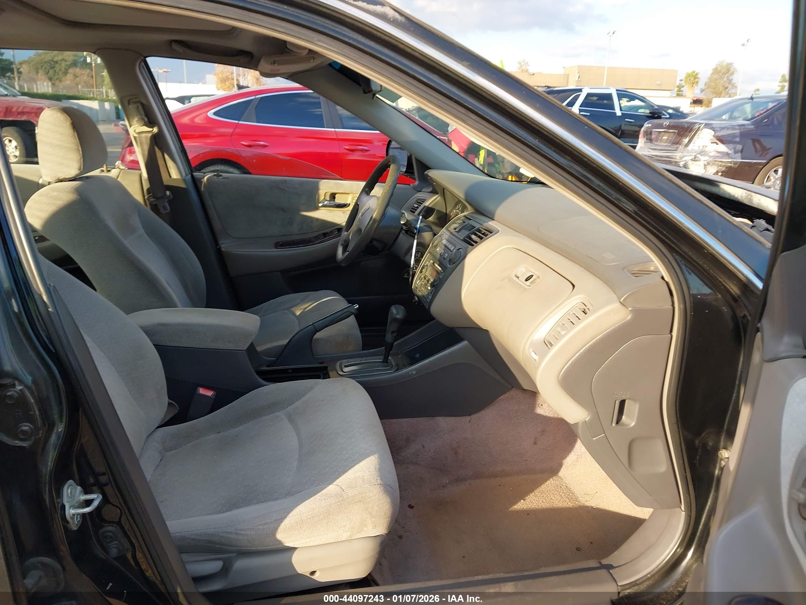 HONDA ACCORD image 5