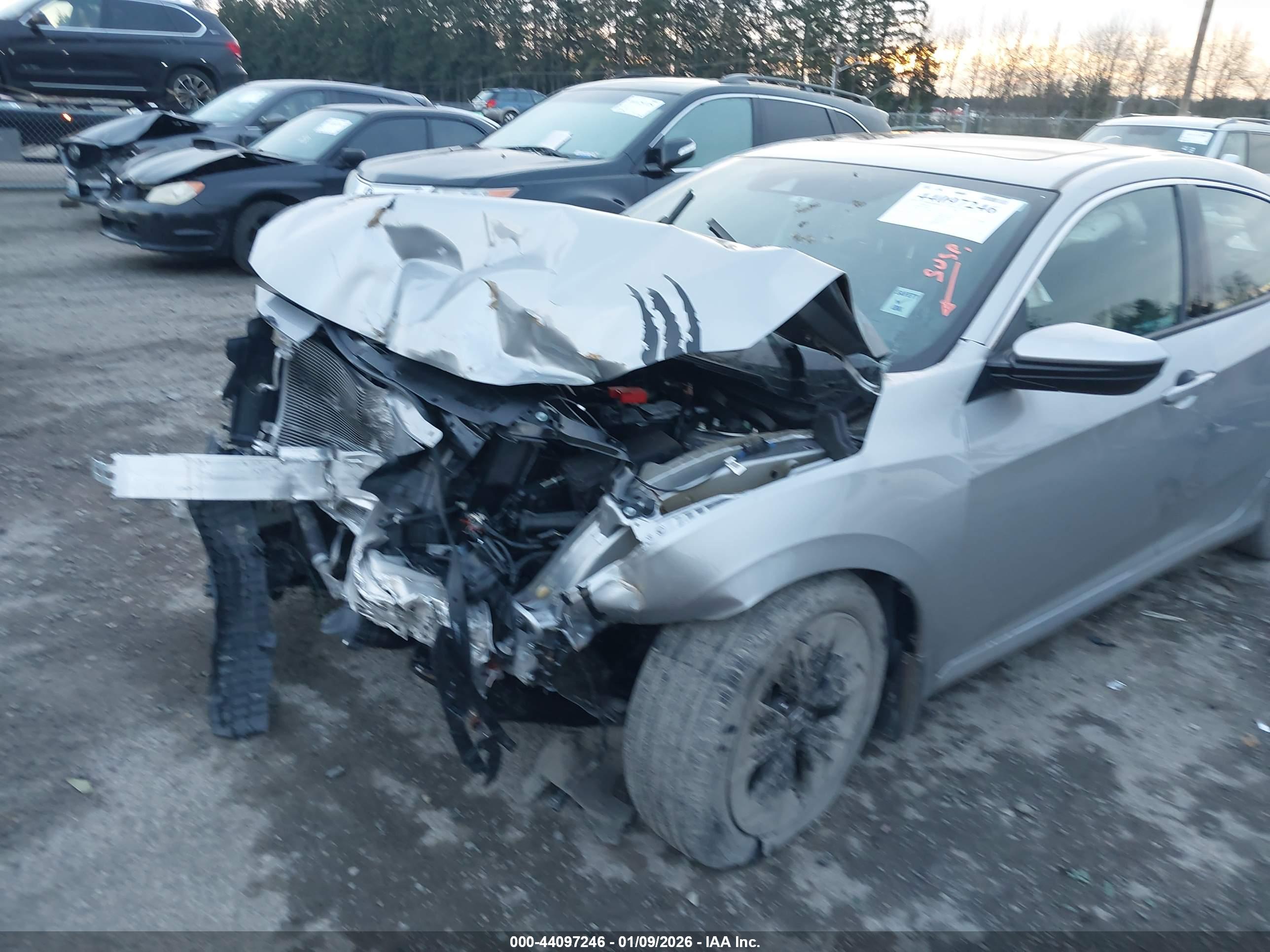 HONDA CIVIC image 6