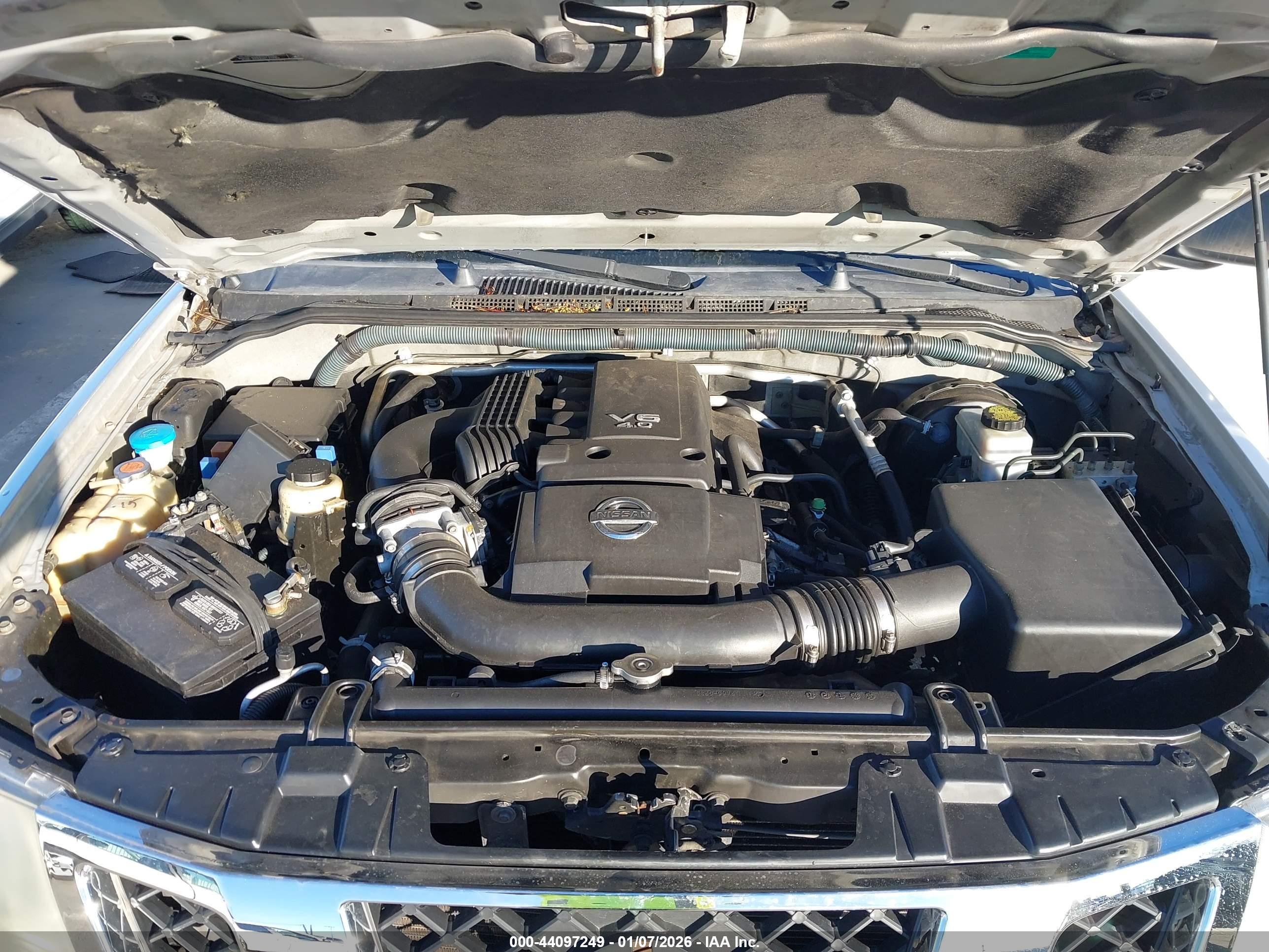 NISSAN FRONTIER image 10