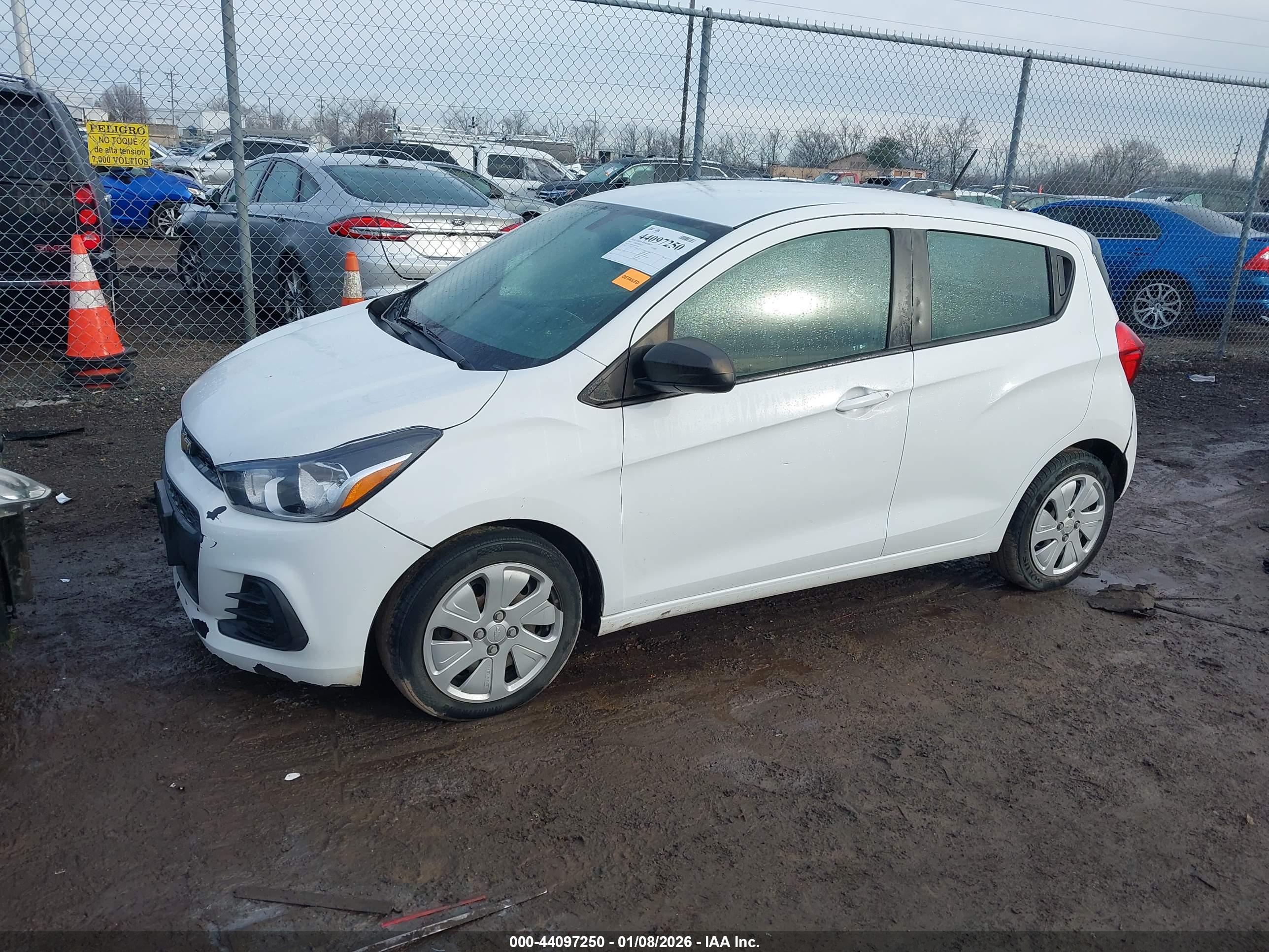 CHEVROLET SPARK image 2