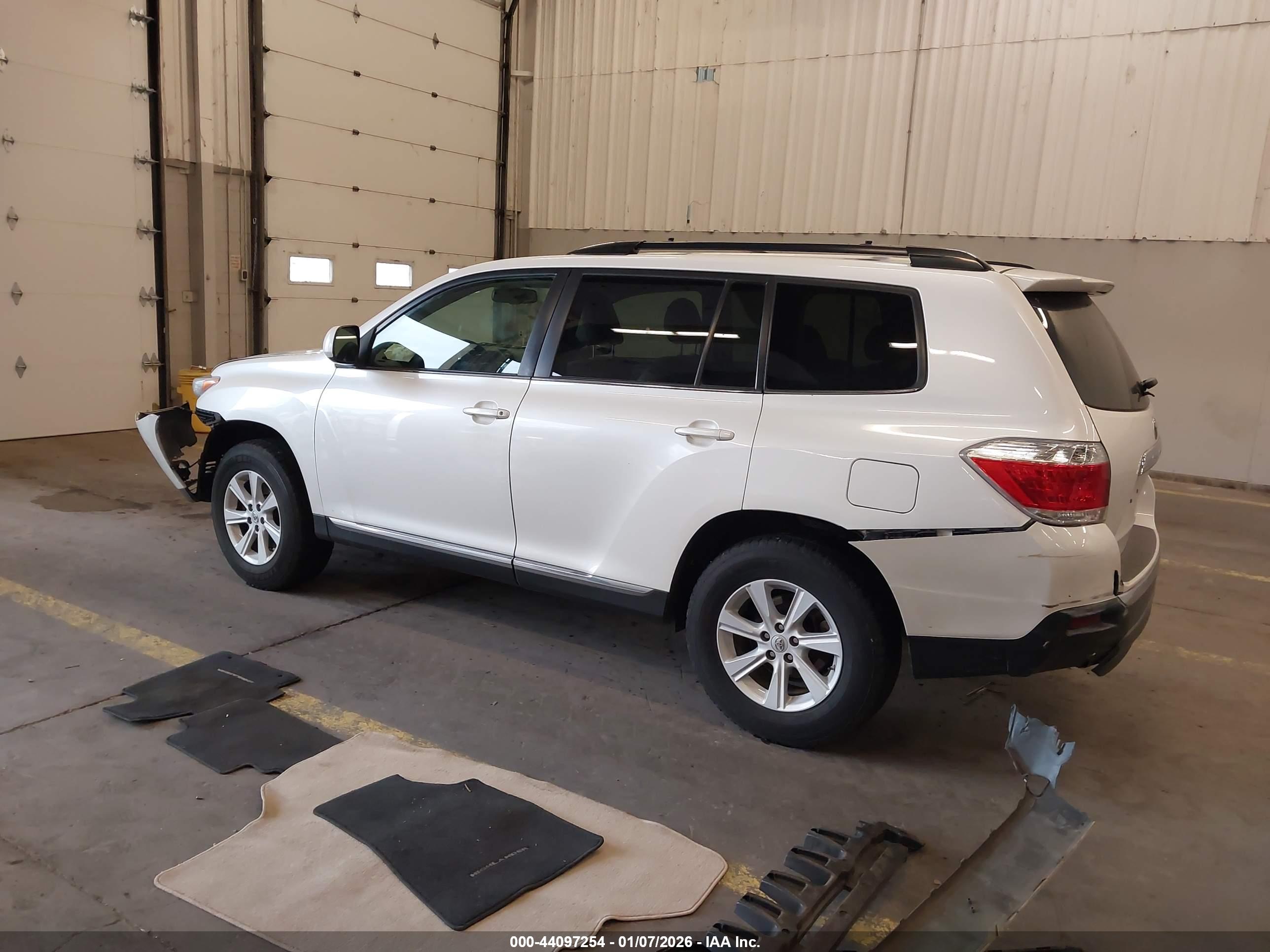 TOYOTA HIGHLANDER image 3