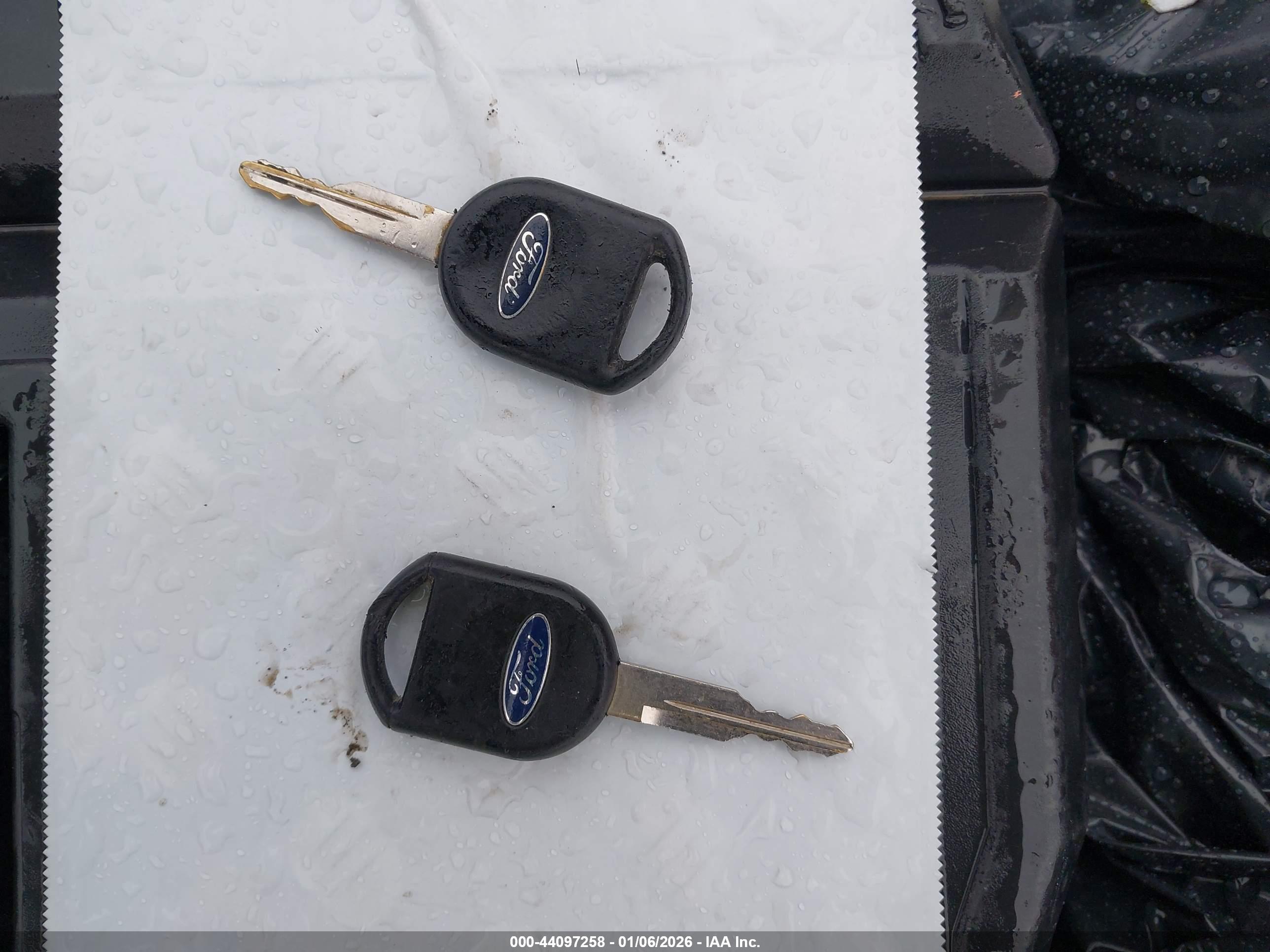 FORD RANGER image 11