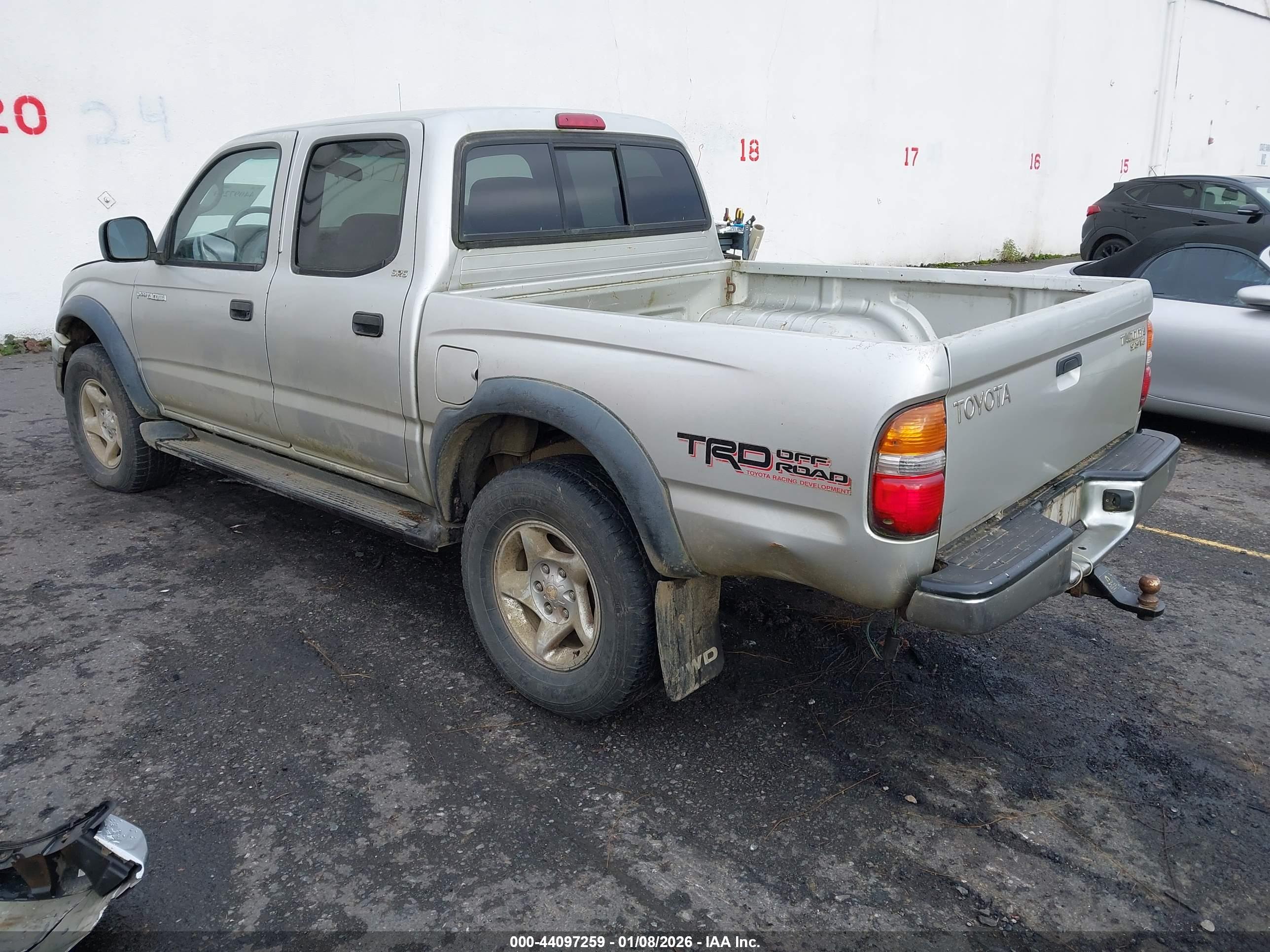 TOYOTA TACOMA image 3
