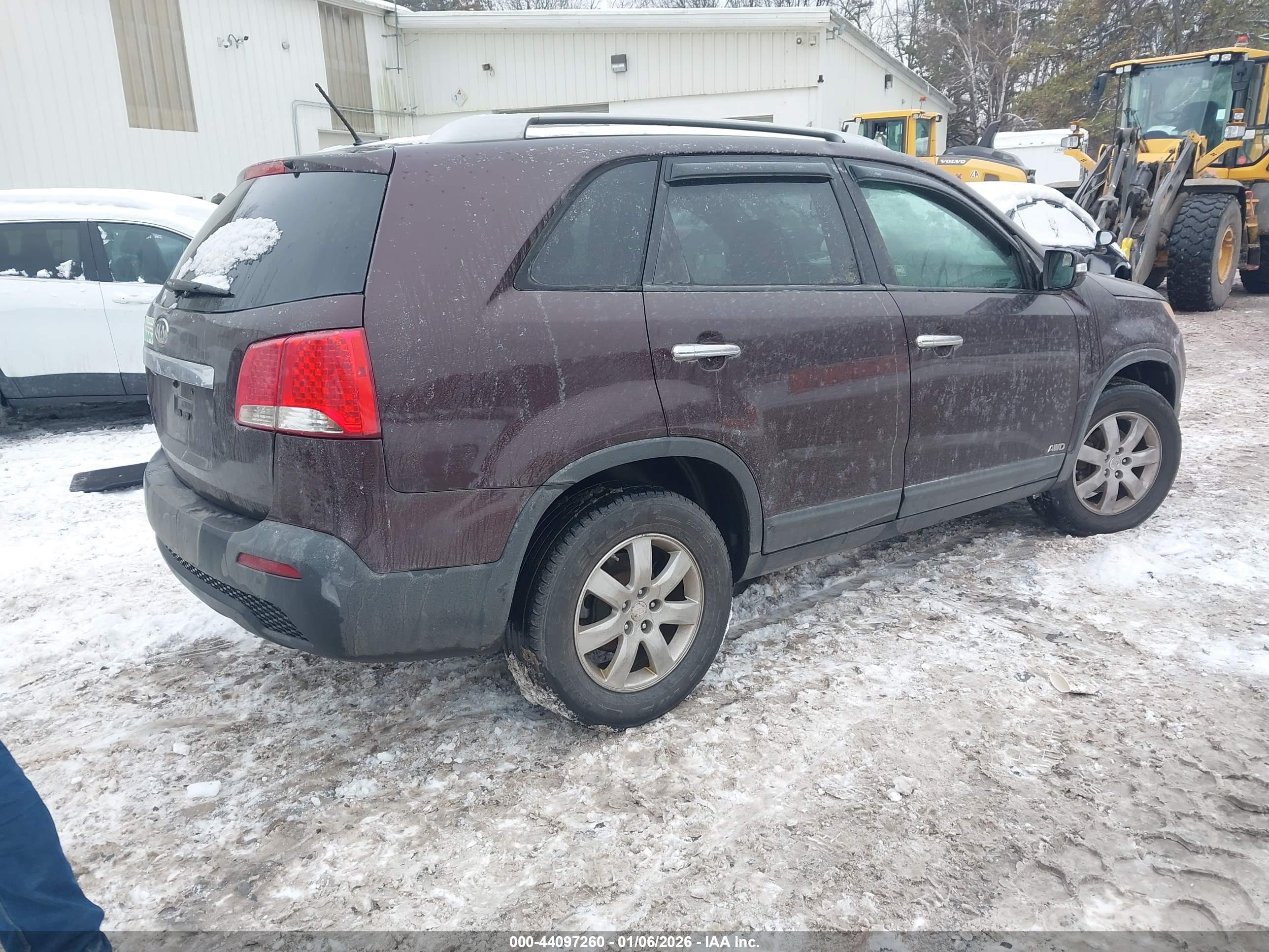 KIA SORENTO image 4