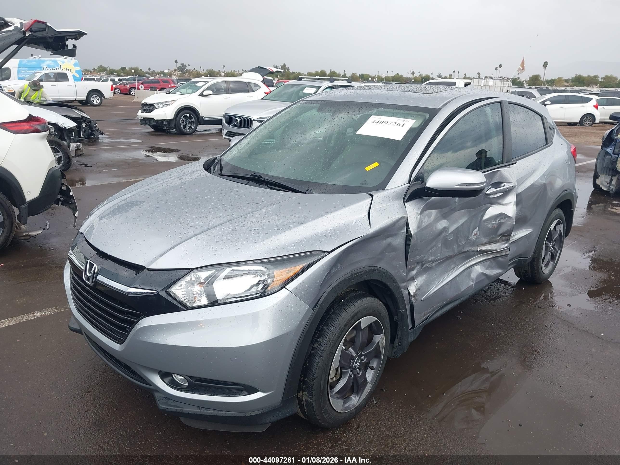 HONDA HR-V image 2