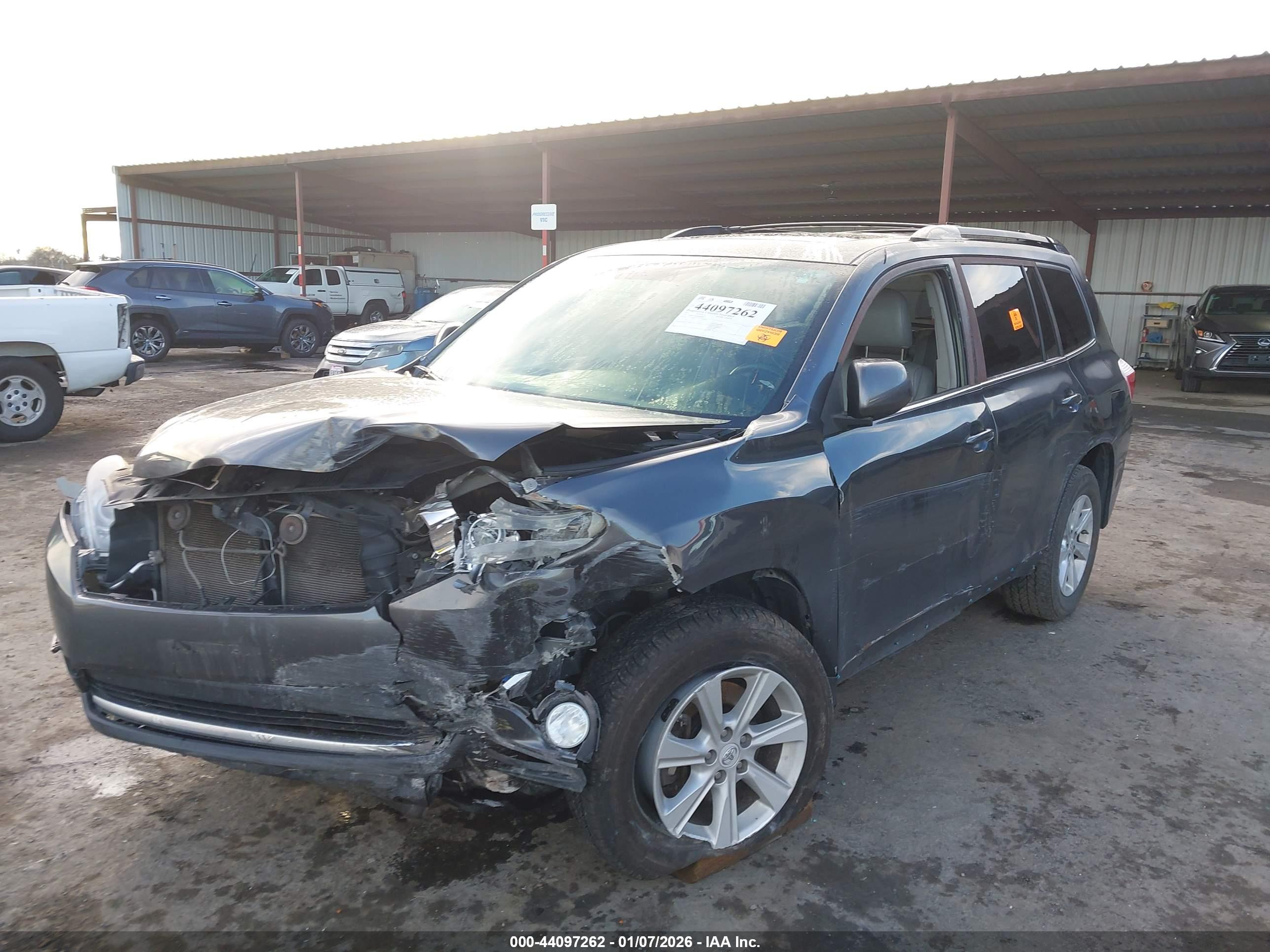 TOYOTA HIGHLANDER image 6