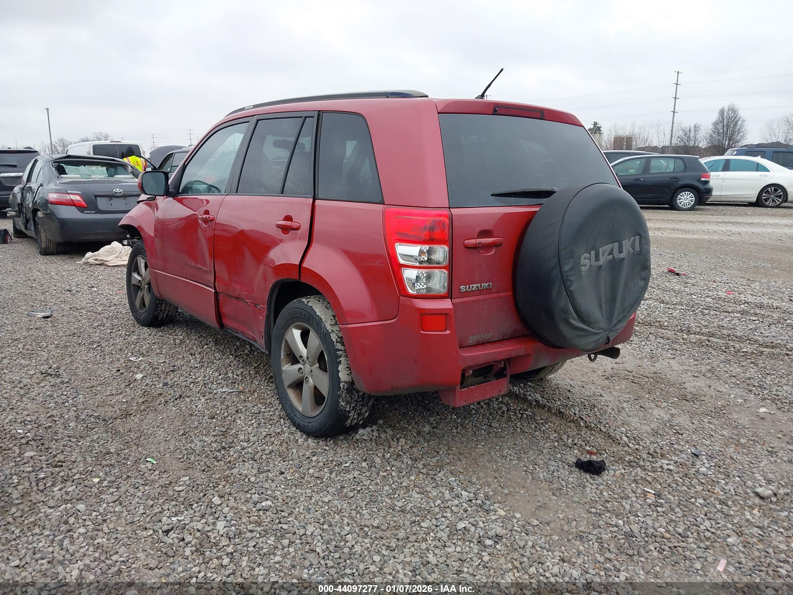 SUZUKI GRAND image 3
