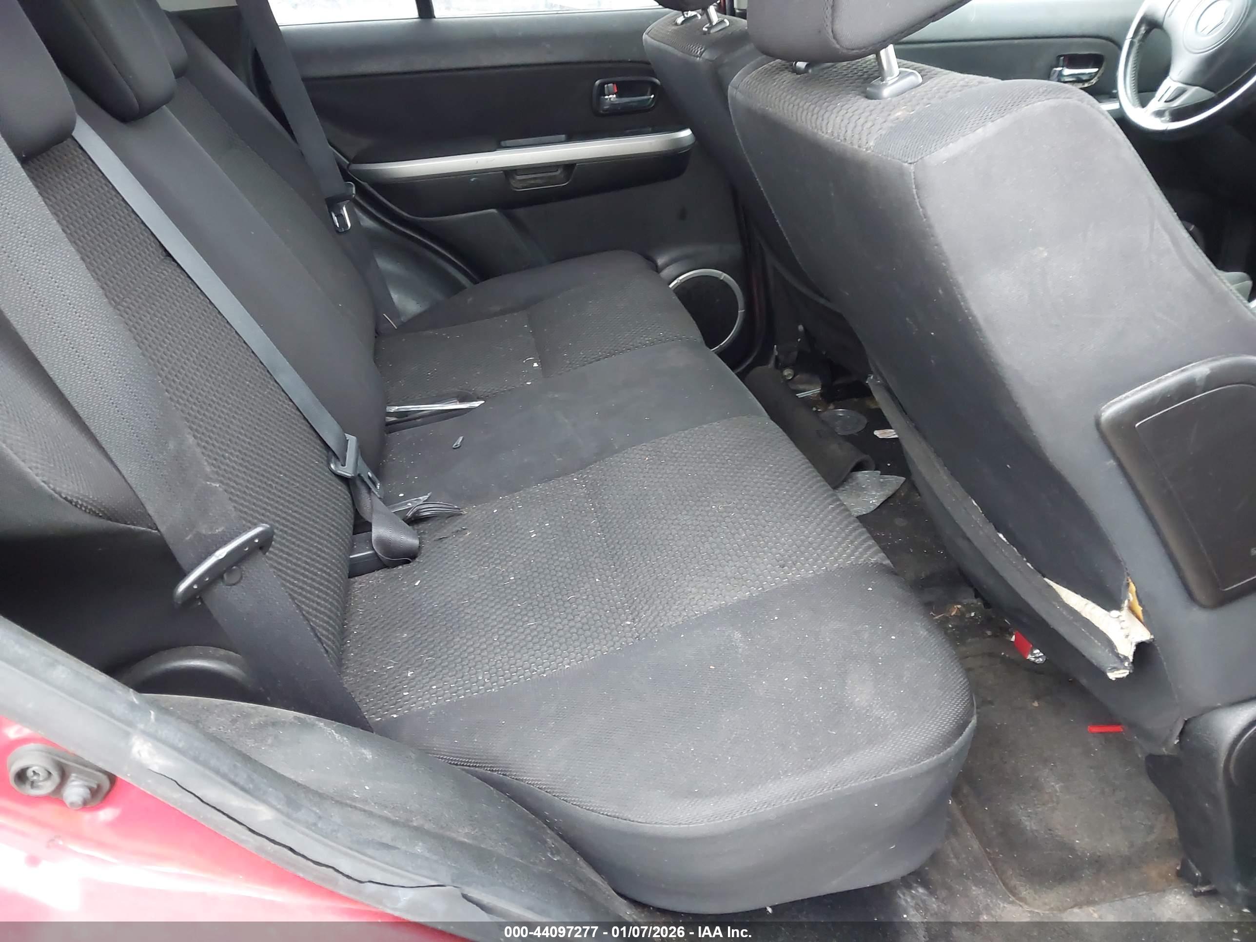 SUZUKI GRAND image 8
