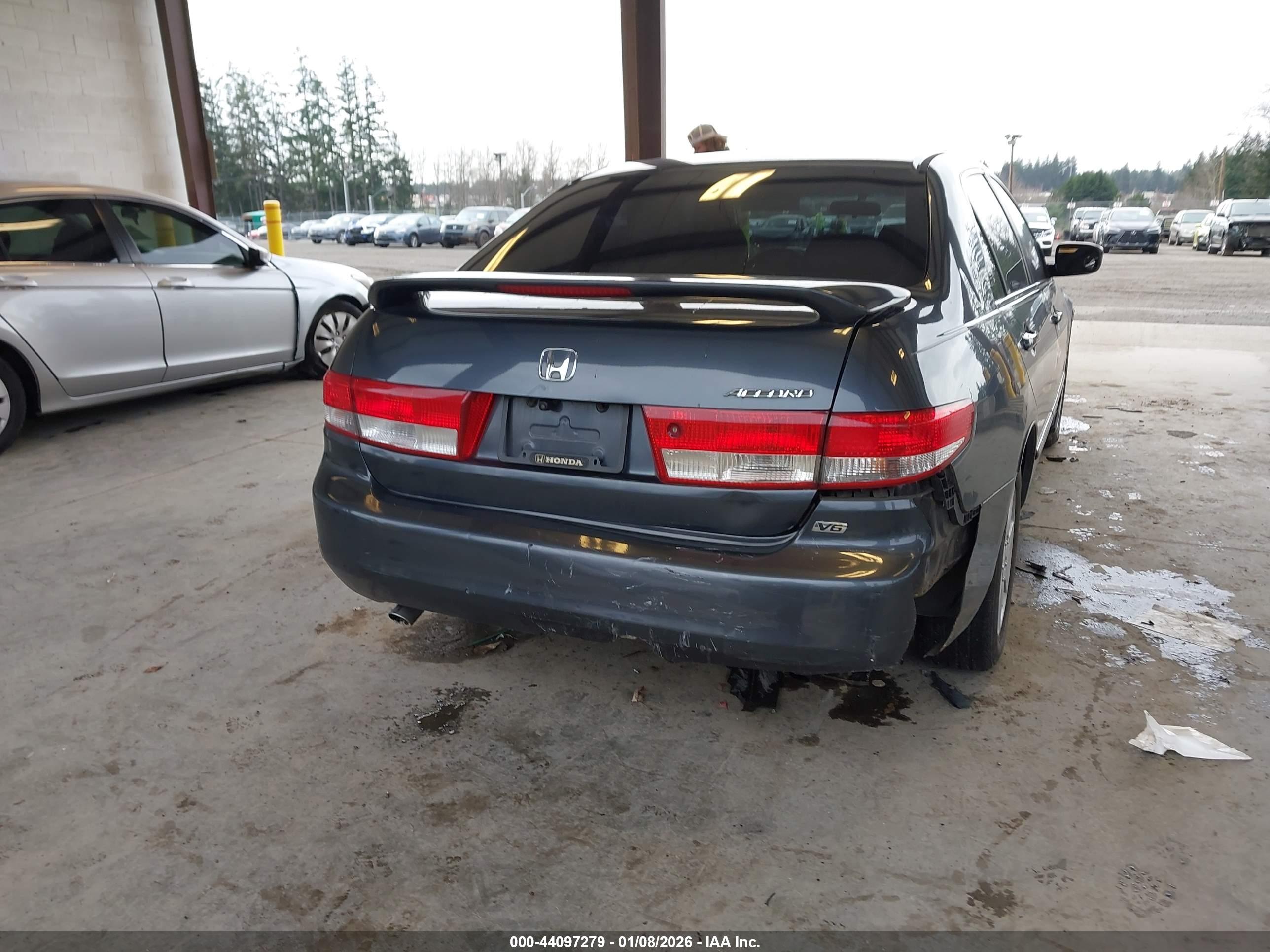 HONDA ACCORD image 4