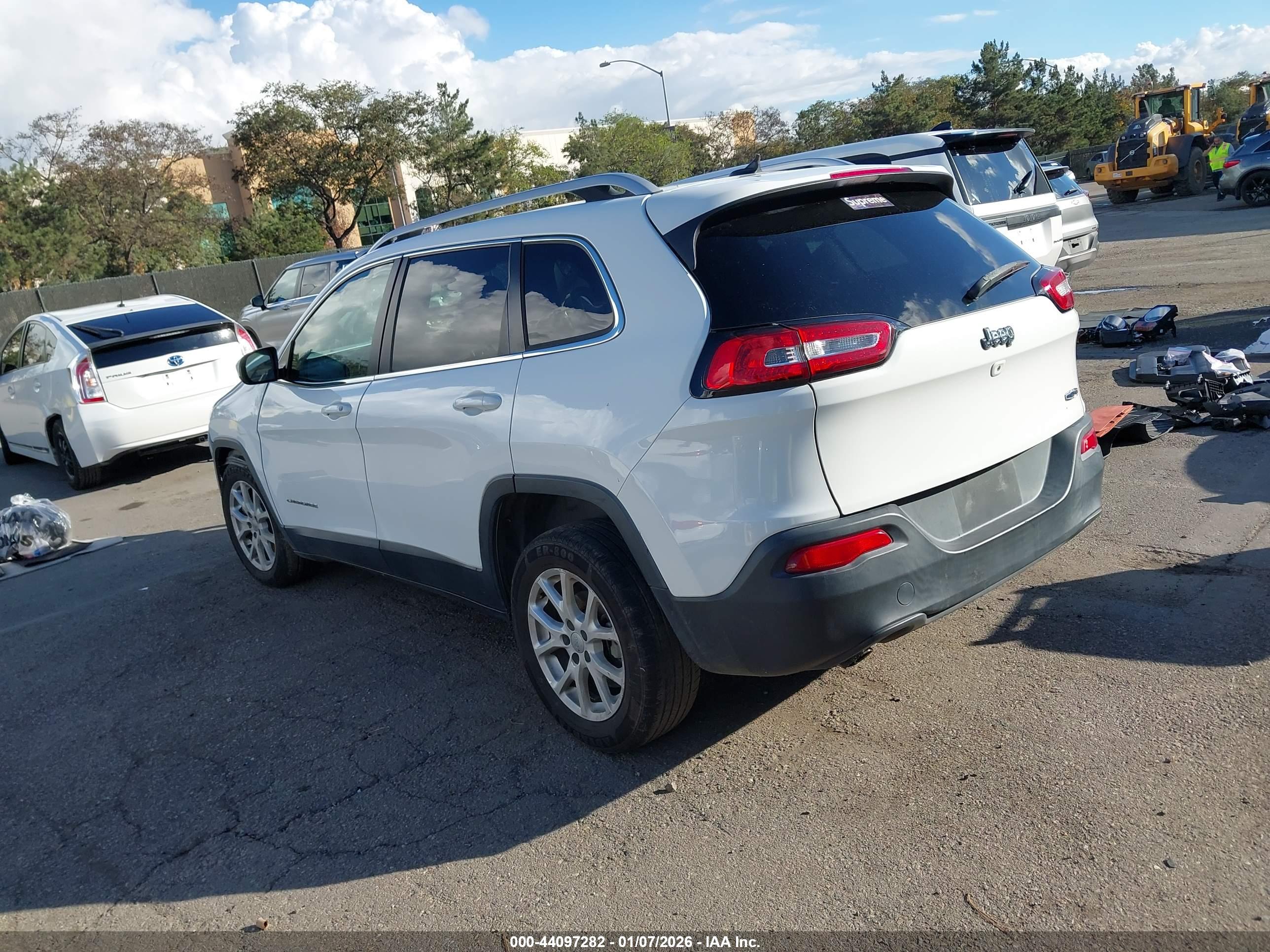 JEEP CHEROKEE image 3