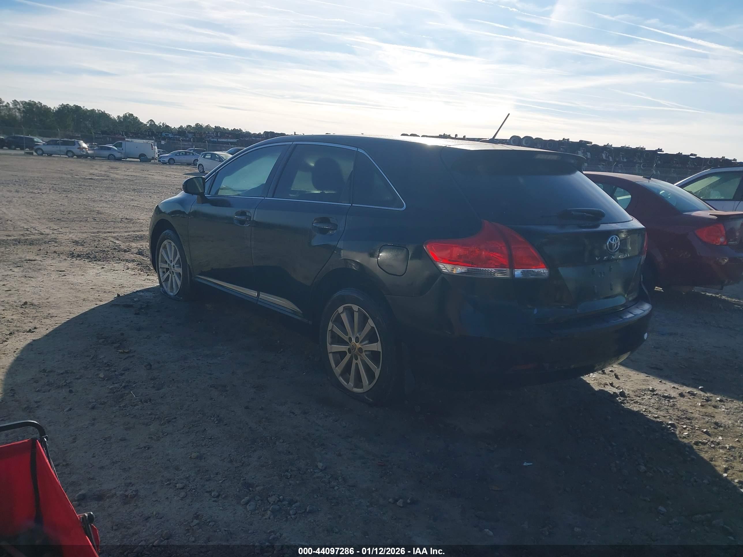 TOYOTA VENZA image 3
