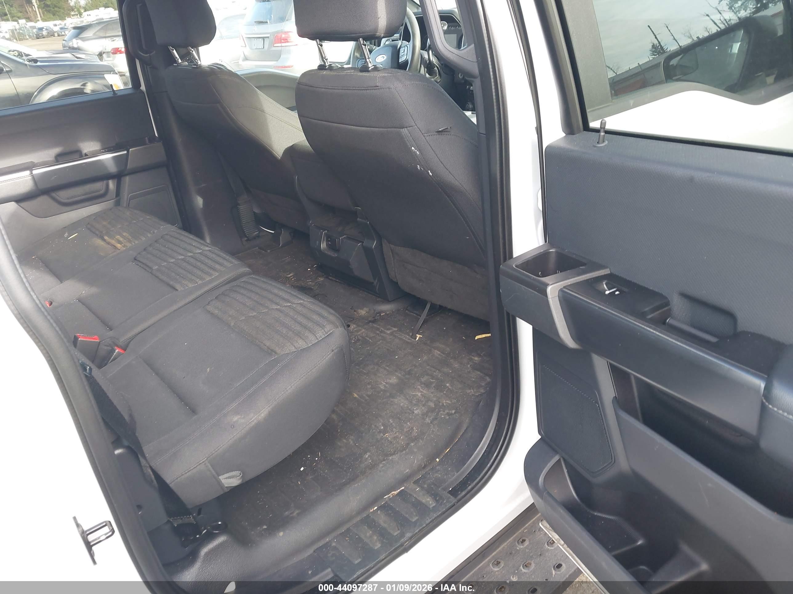 FORD F-150 image 8