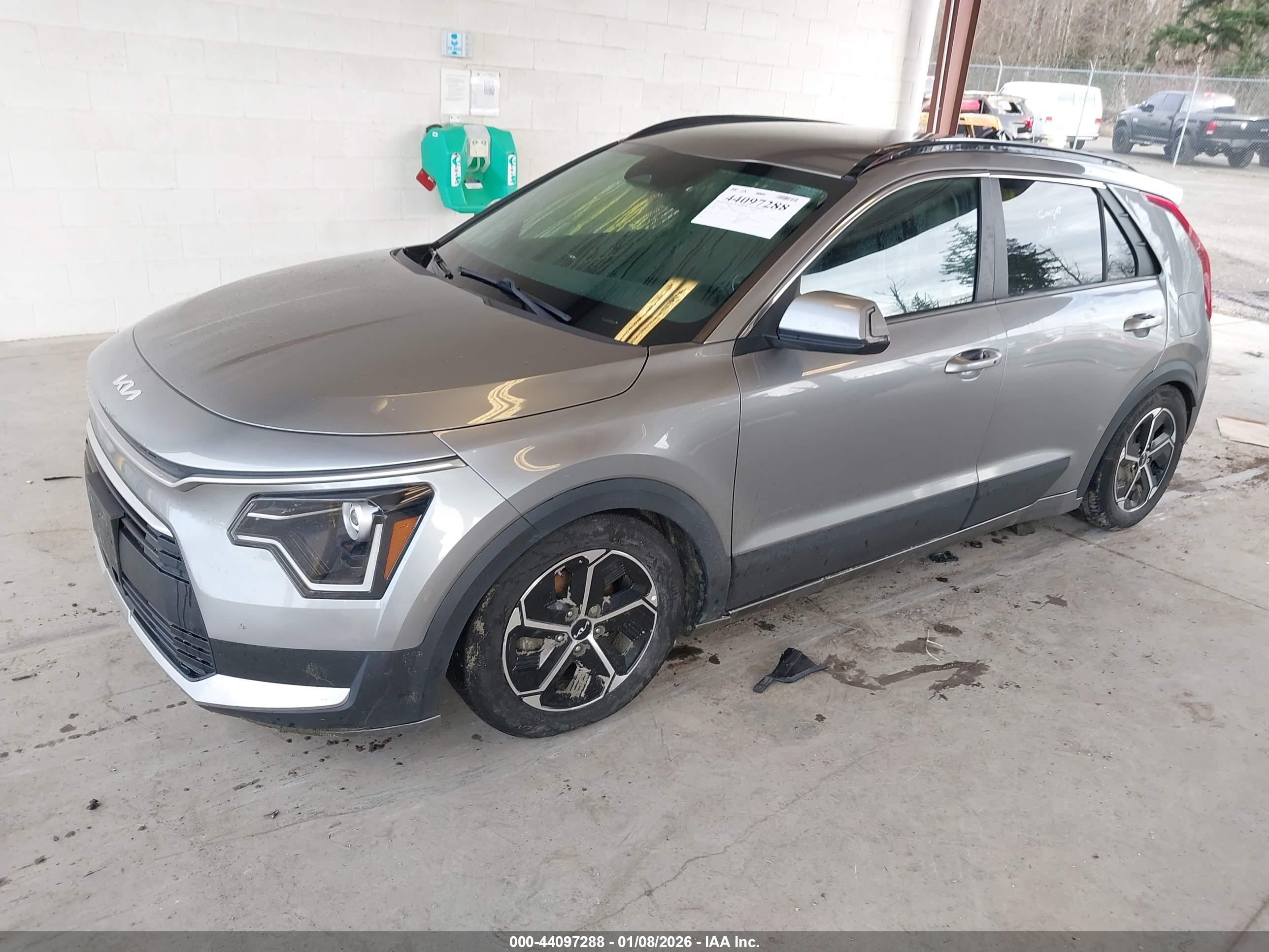 KIA NIRO image 2