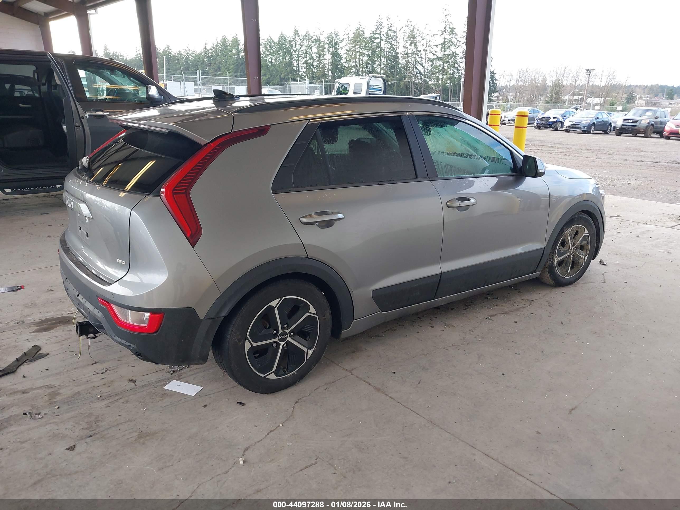 KIA NIRO image 4