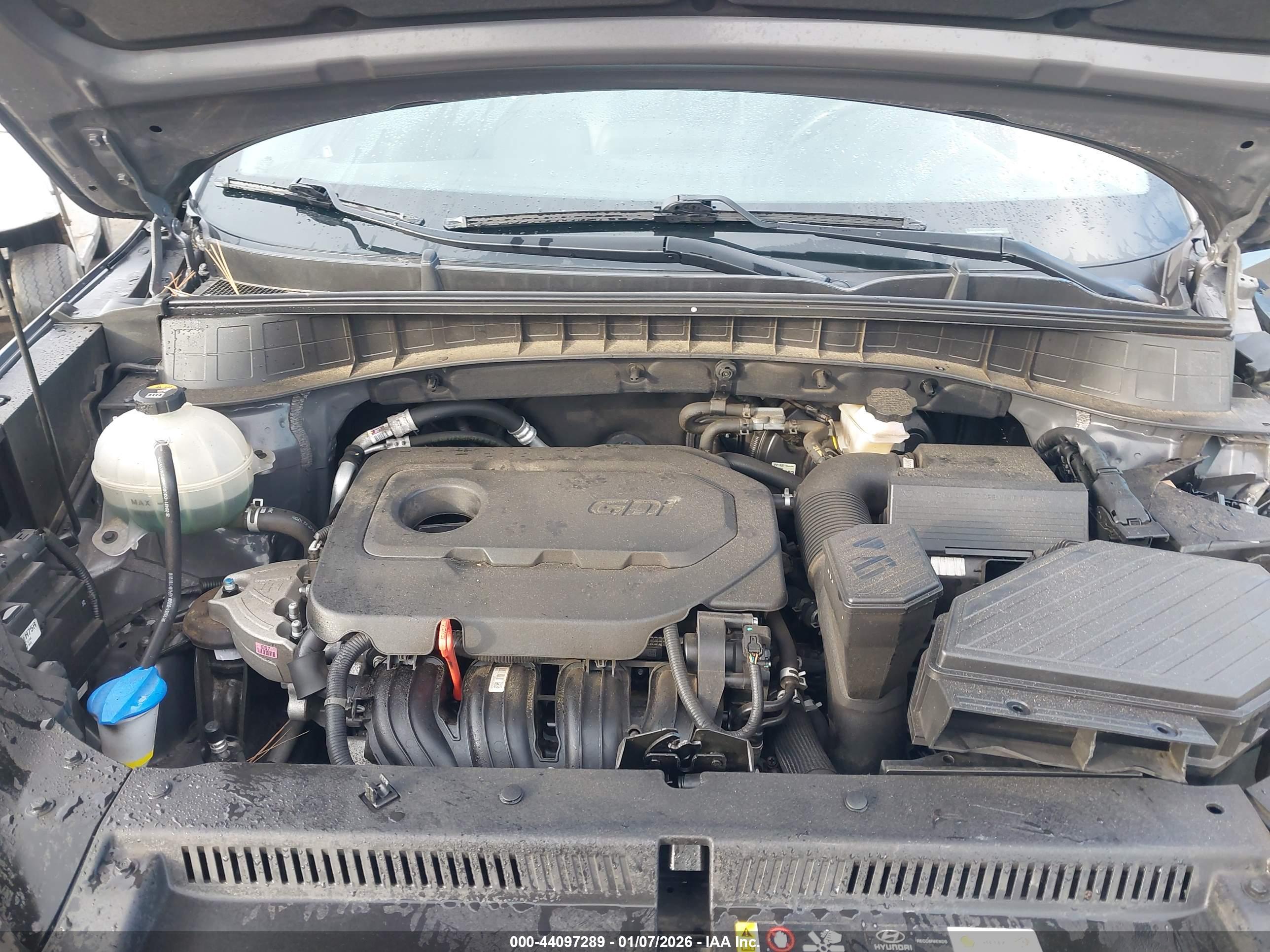 HYUNDAI TUCSON image 10