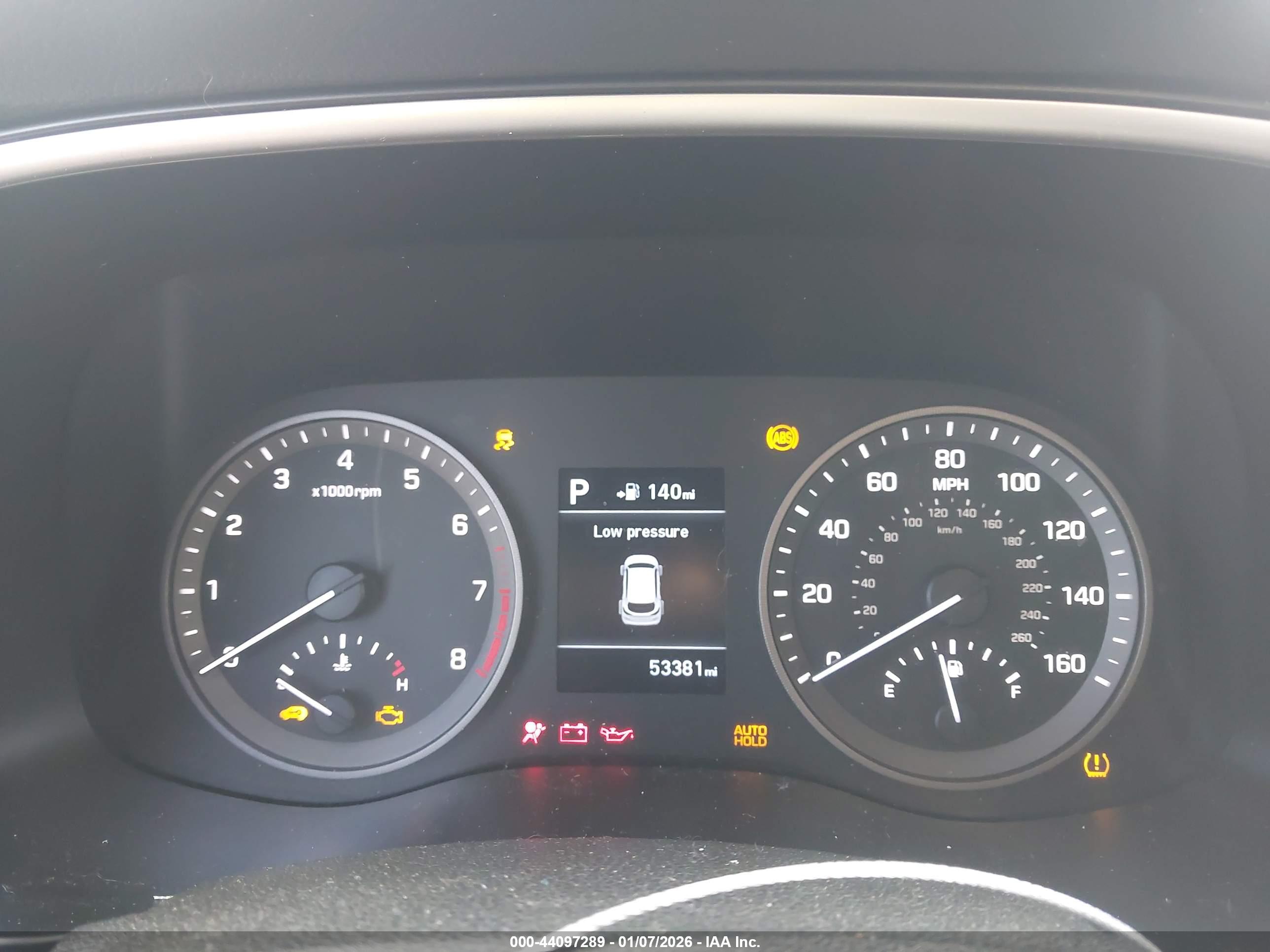 HYUNDAI TUCSON image 7