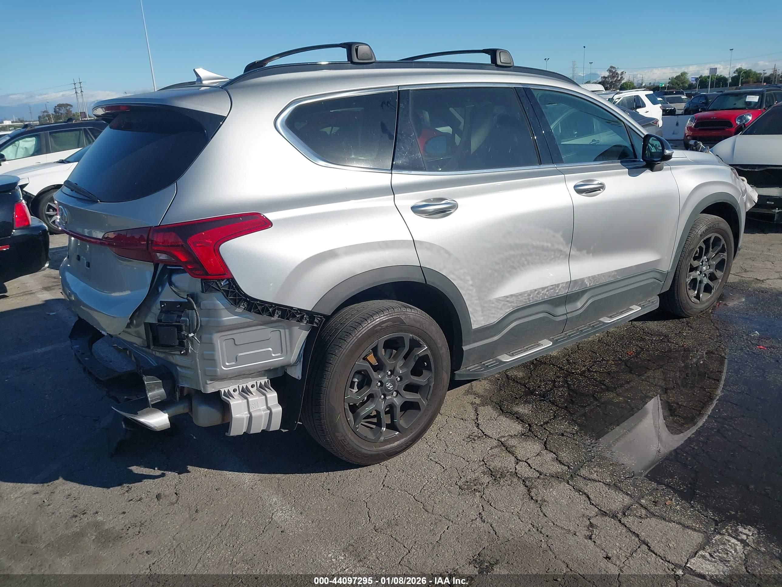 HYUNDAI SANTA image 4
