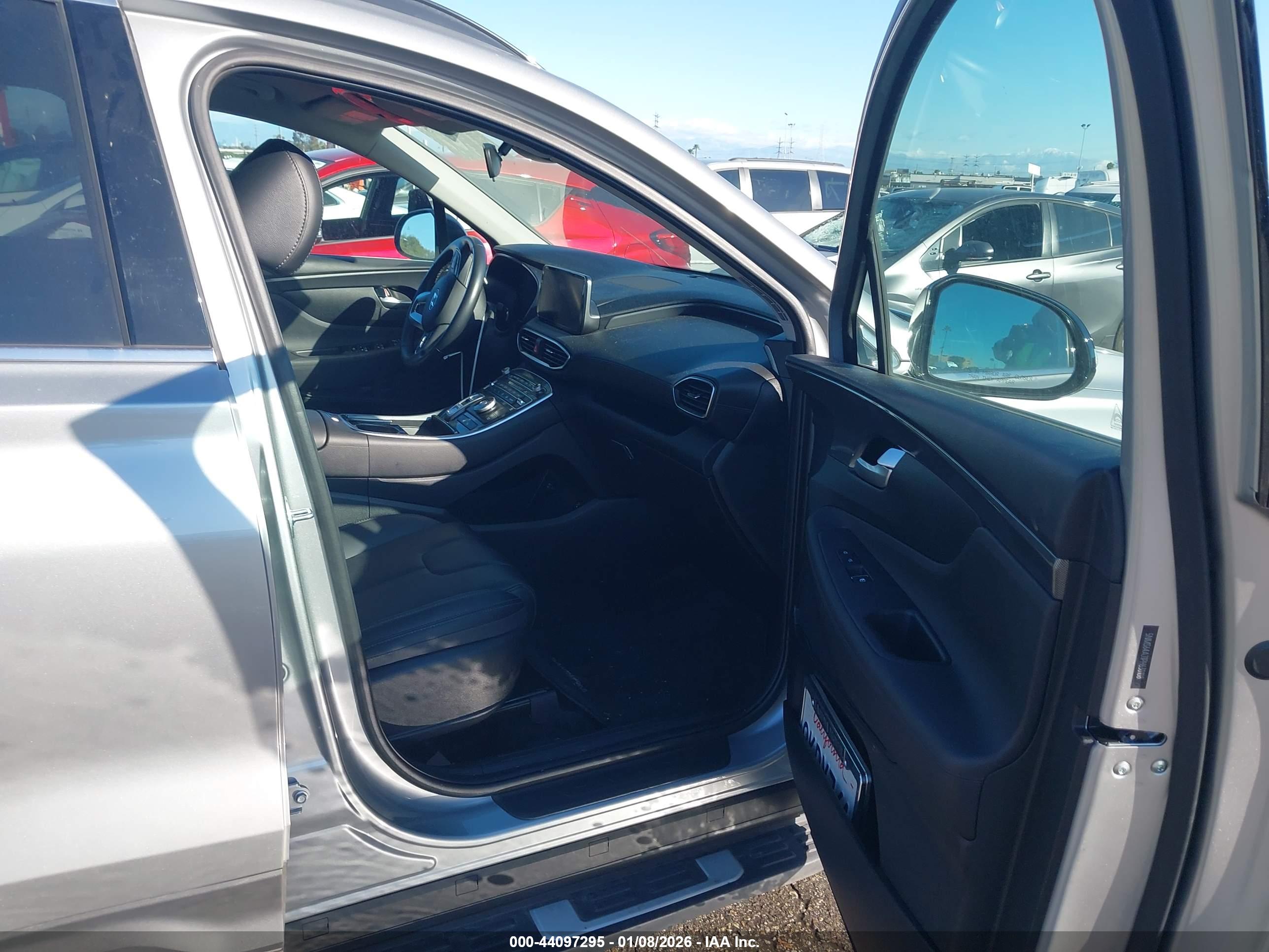 HYUNDAI SANTA image 5