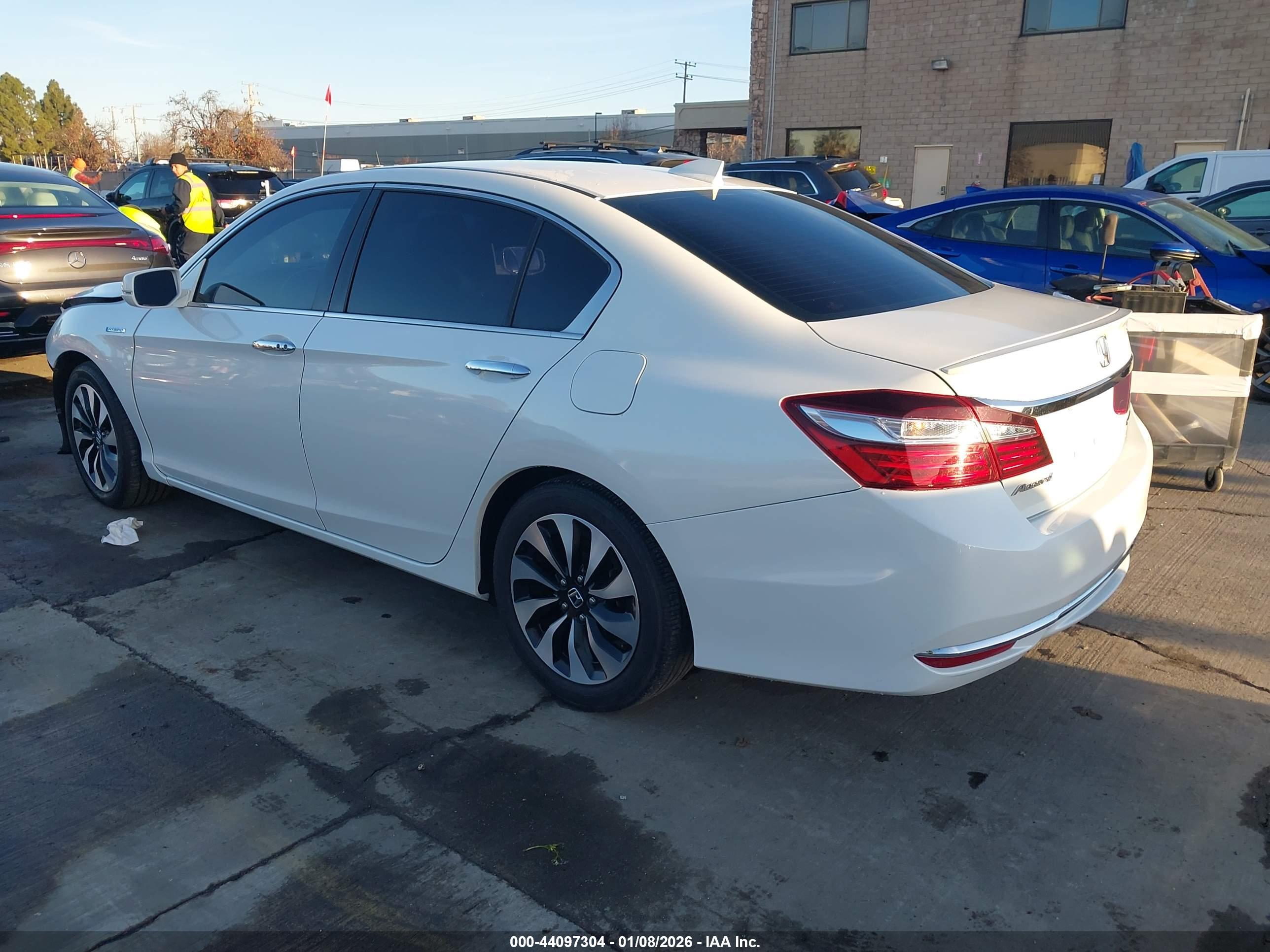 HONDA ACCORD image 3