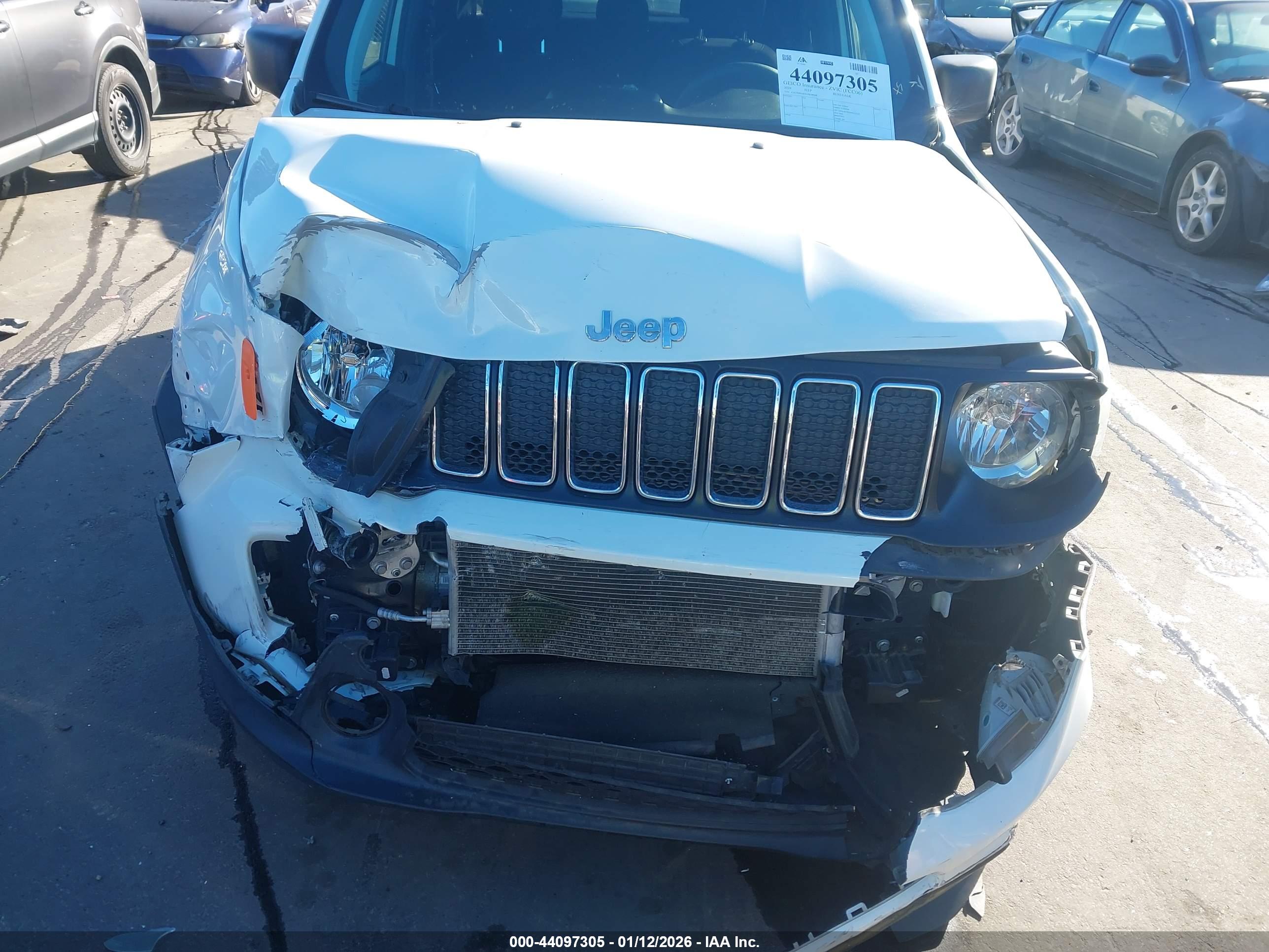 JEEP RENEGADE image 6