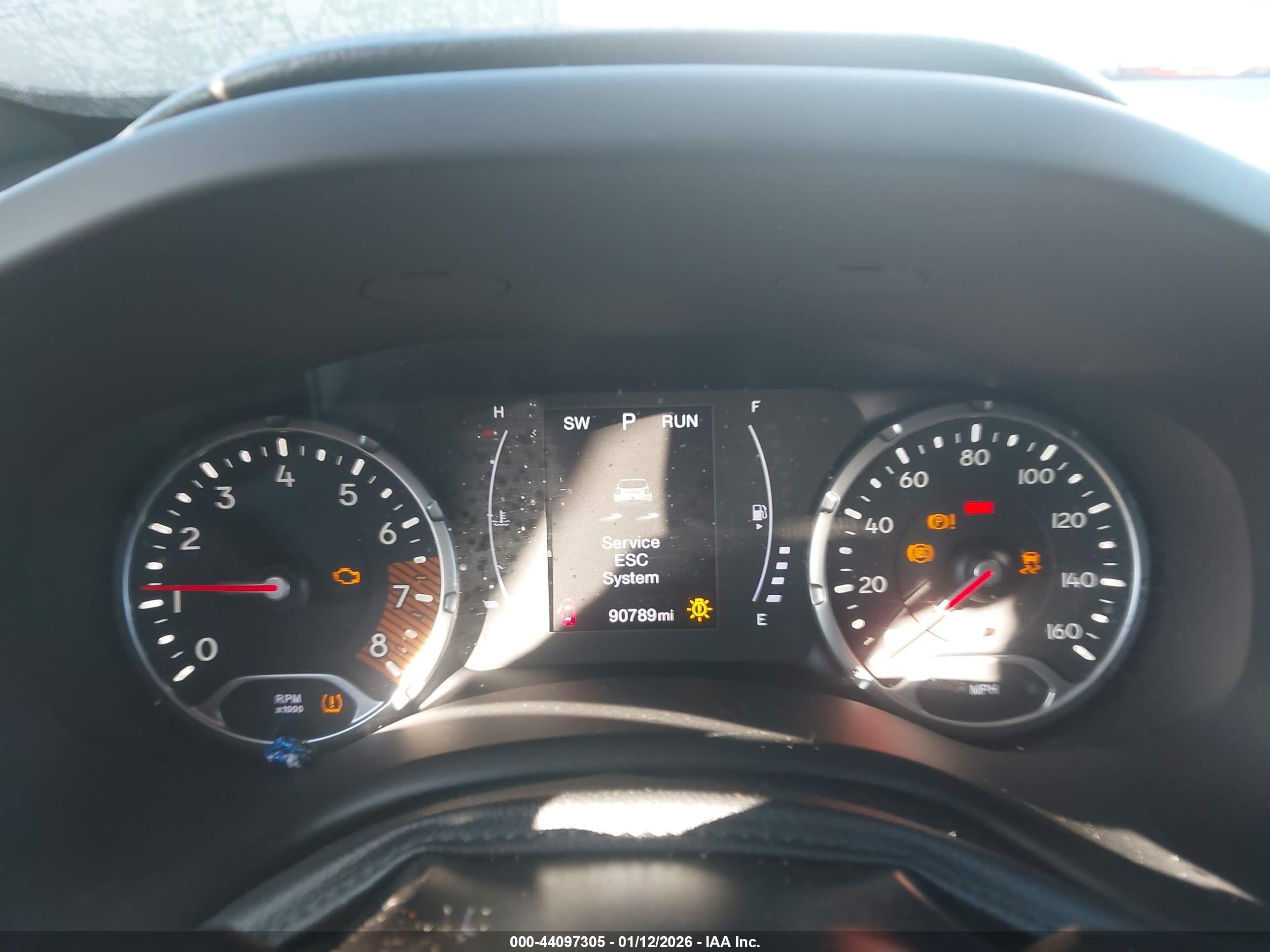 JEEP RENEGADE image 7