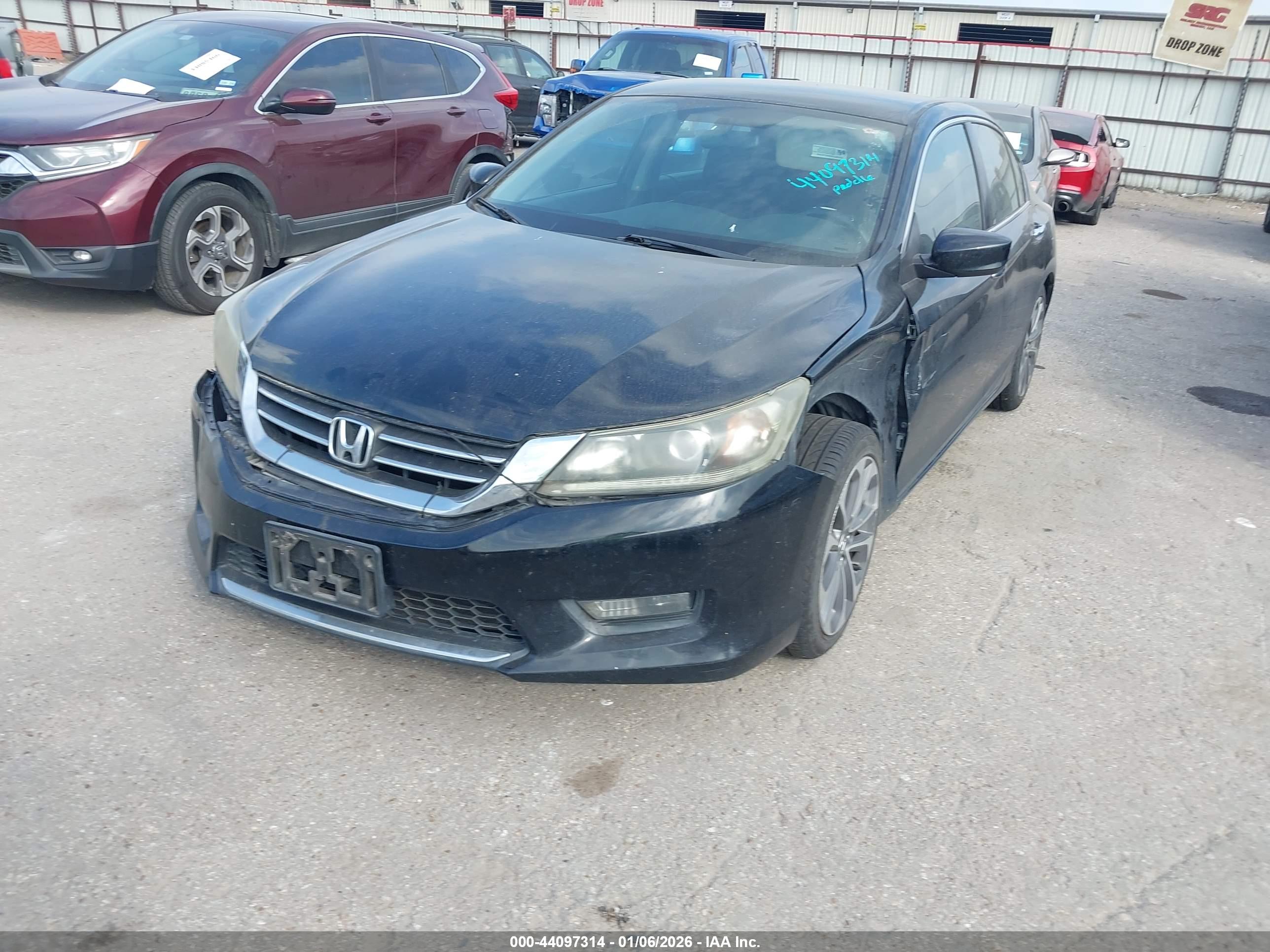 HONDA ACCORD image 2