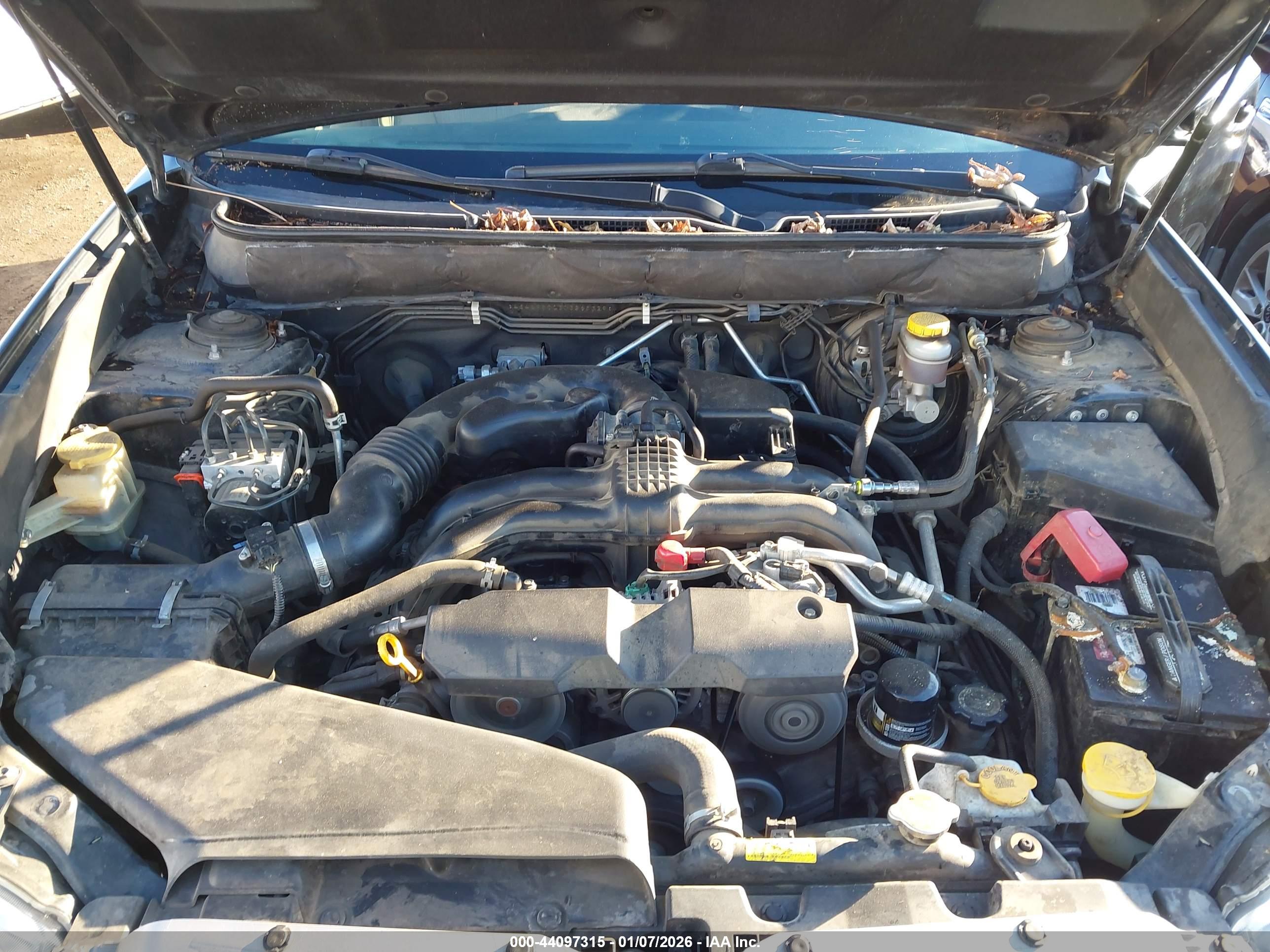 SUBARU OUTBACK image 10