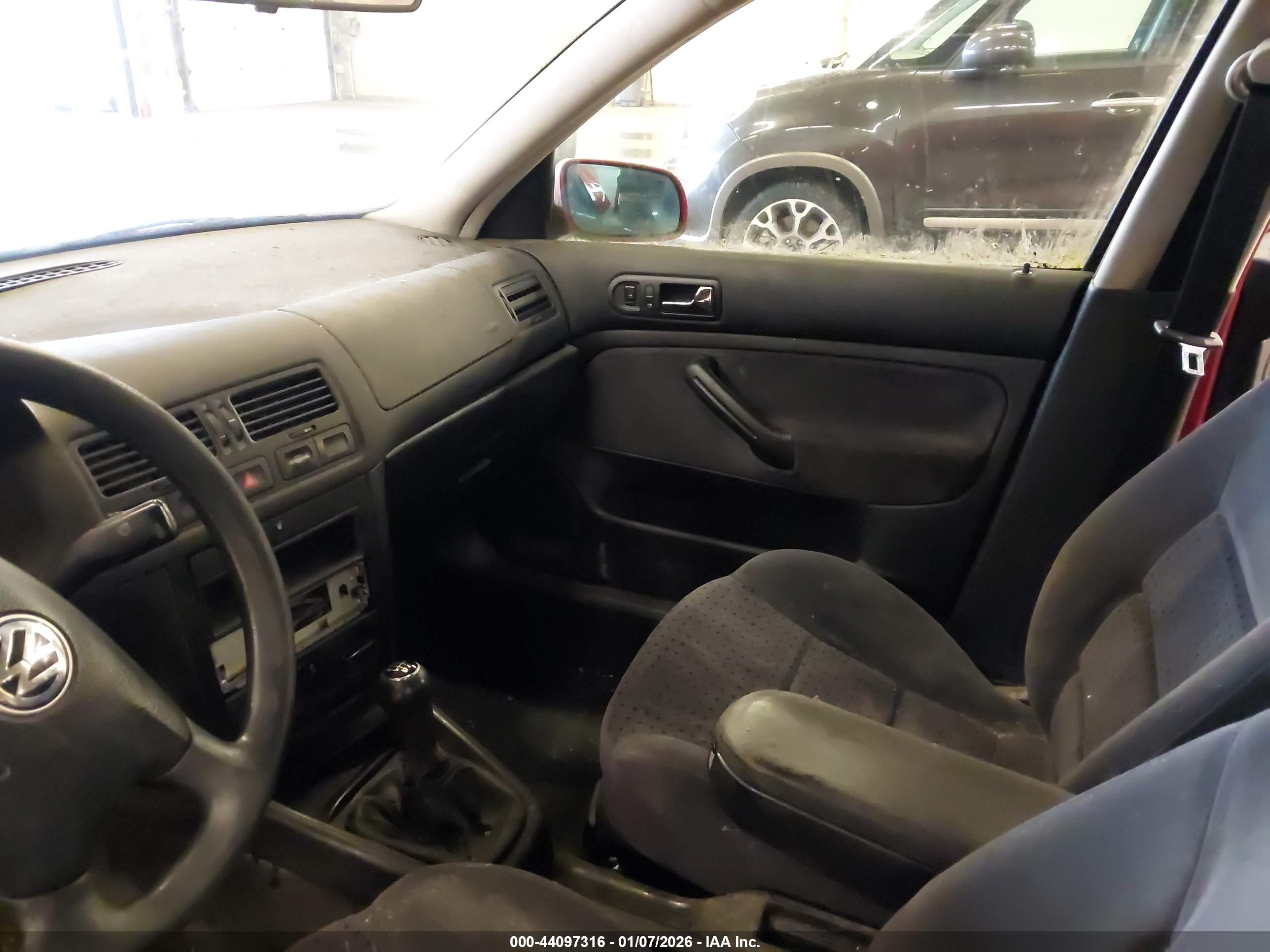 VOLKSWAGEN JETTA image 5
