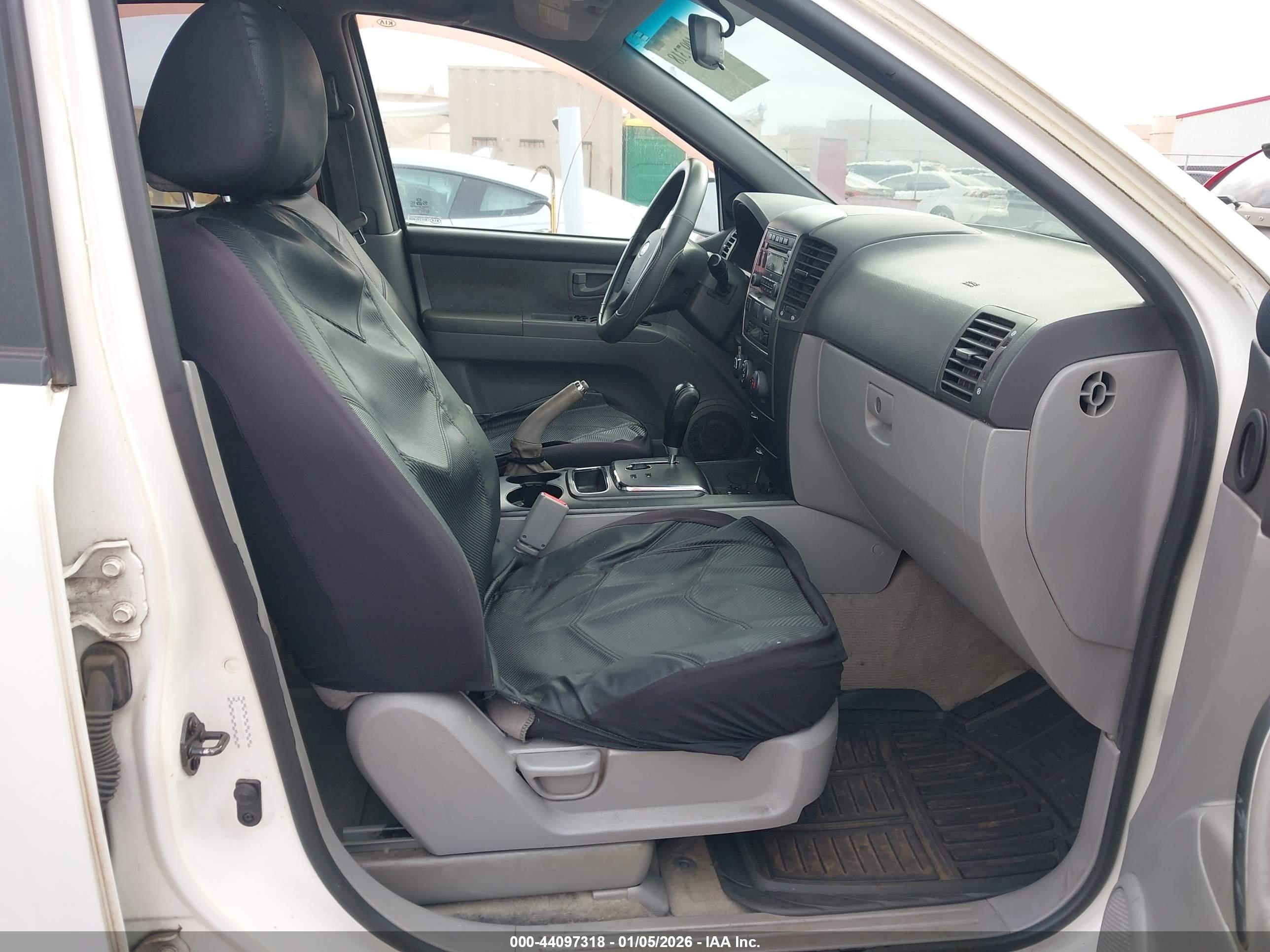 KIA SORENTO image 5