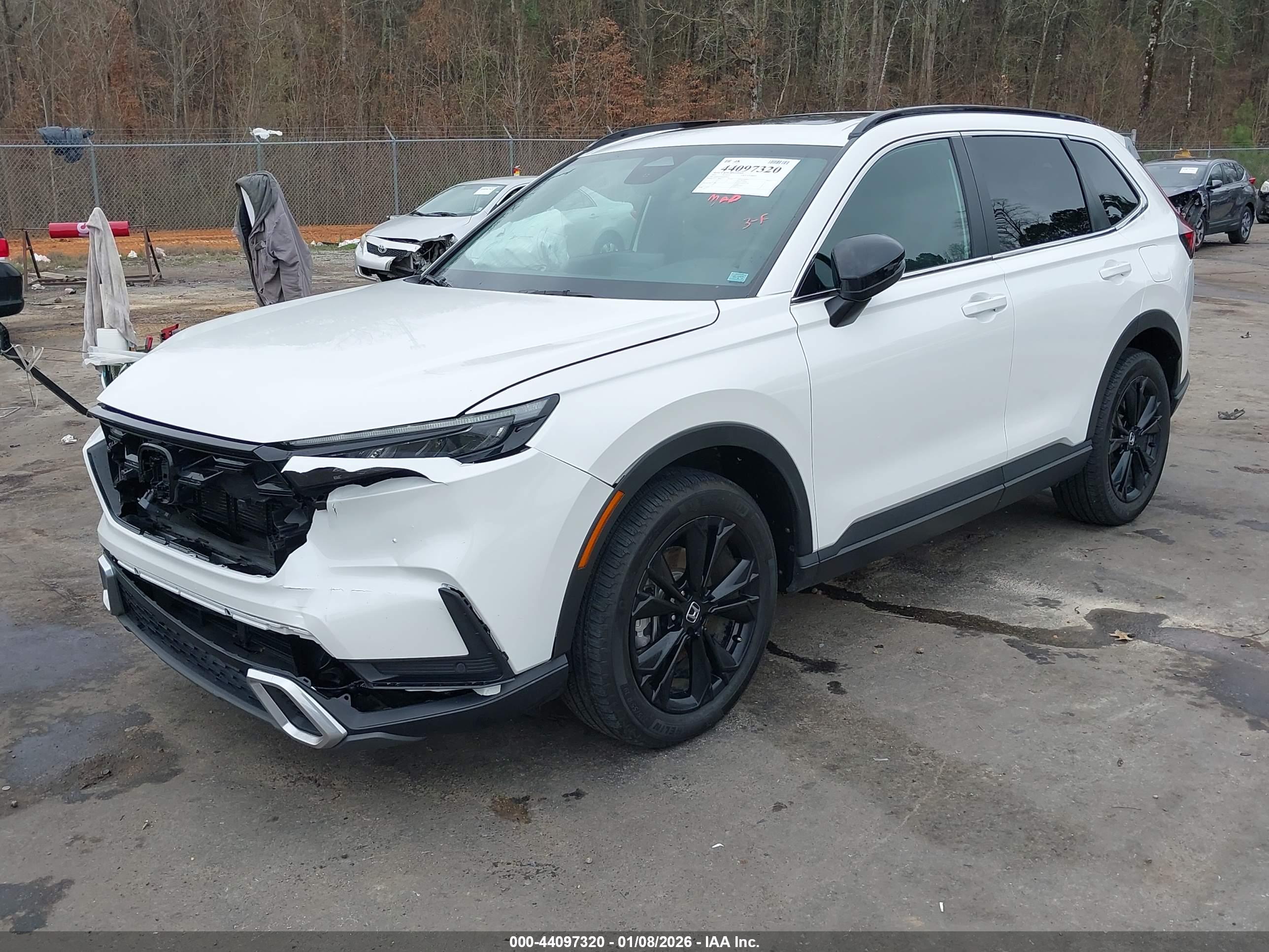 HONDA CR-V image 2