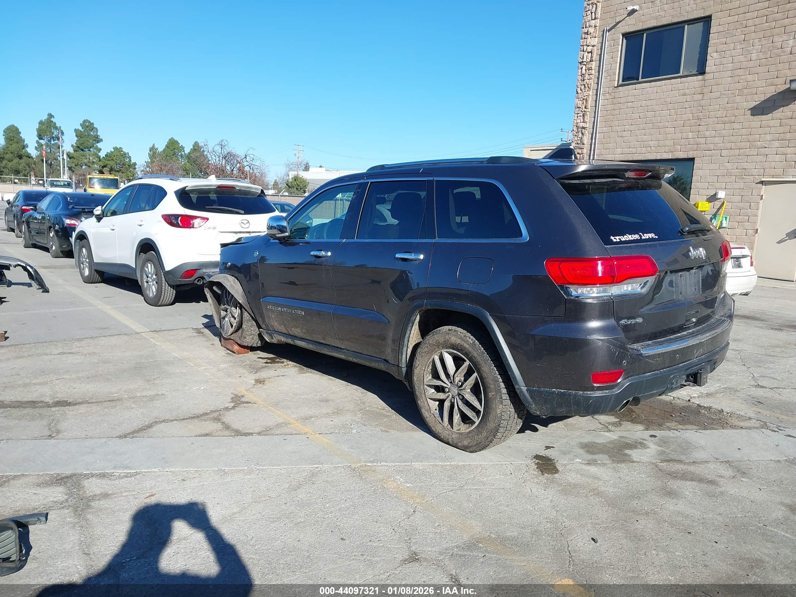 JEEP GRAND image 3