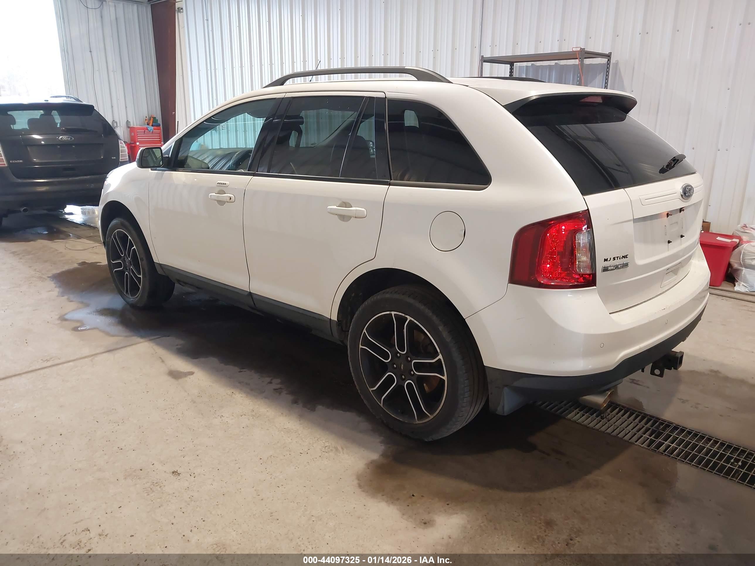 FORD EDGE image 3