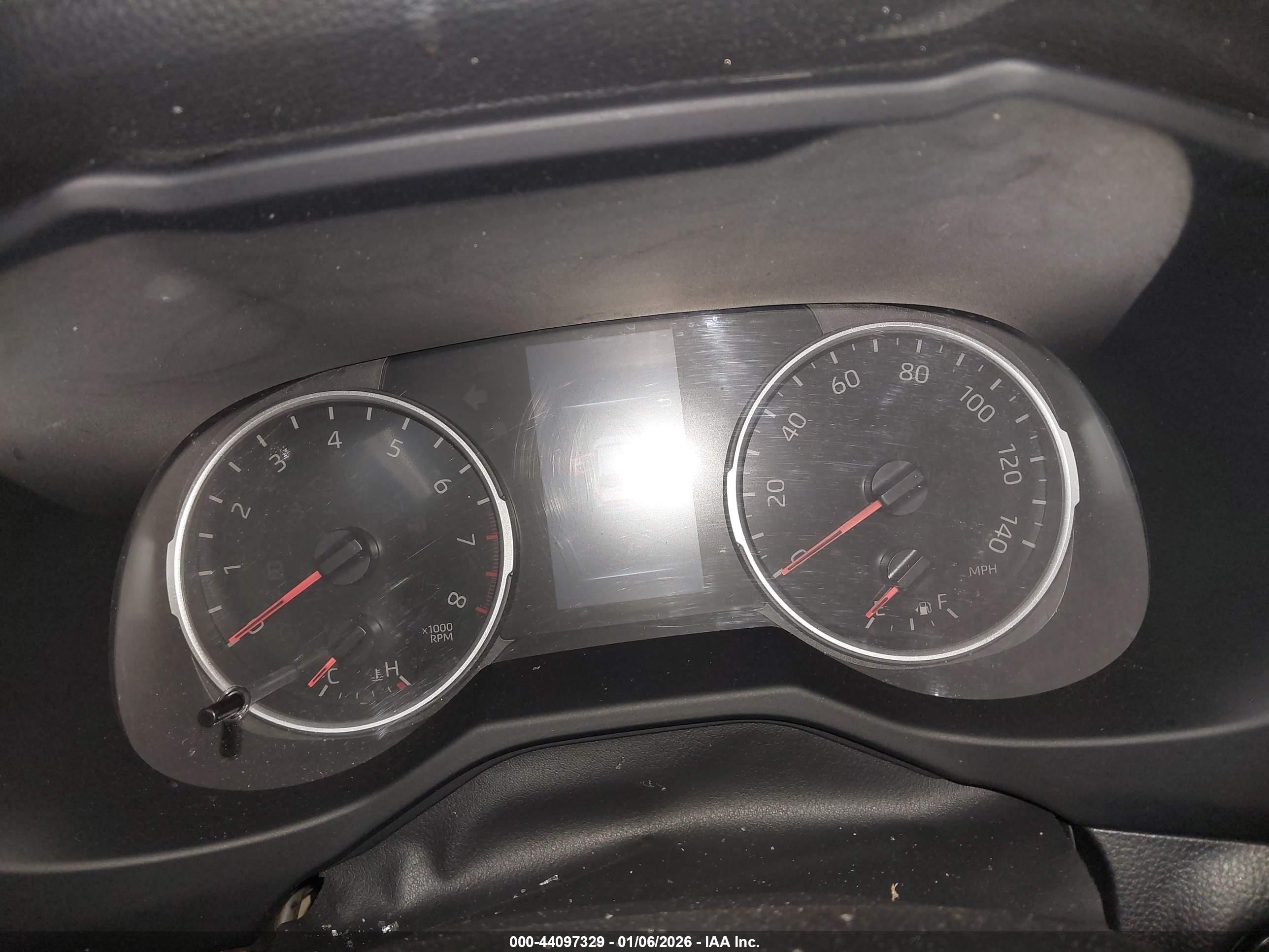 TOYOTA RAV4 image 7