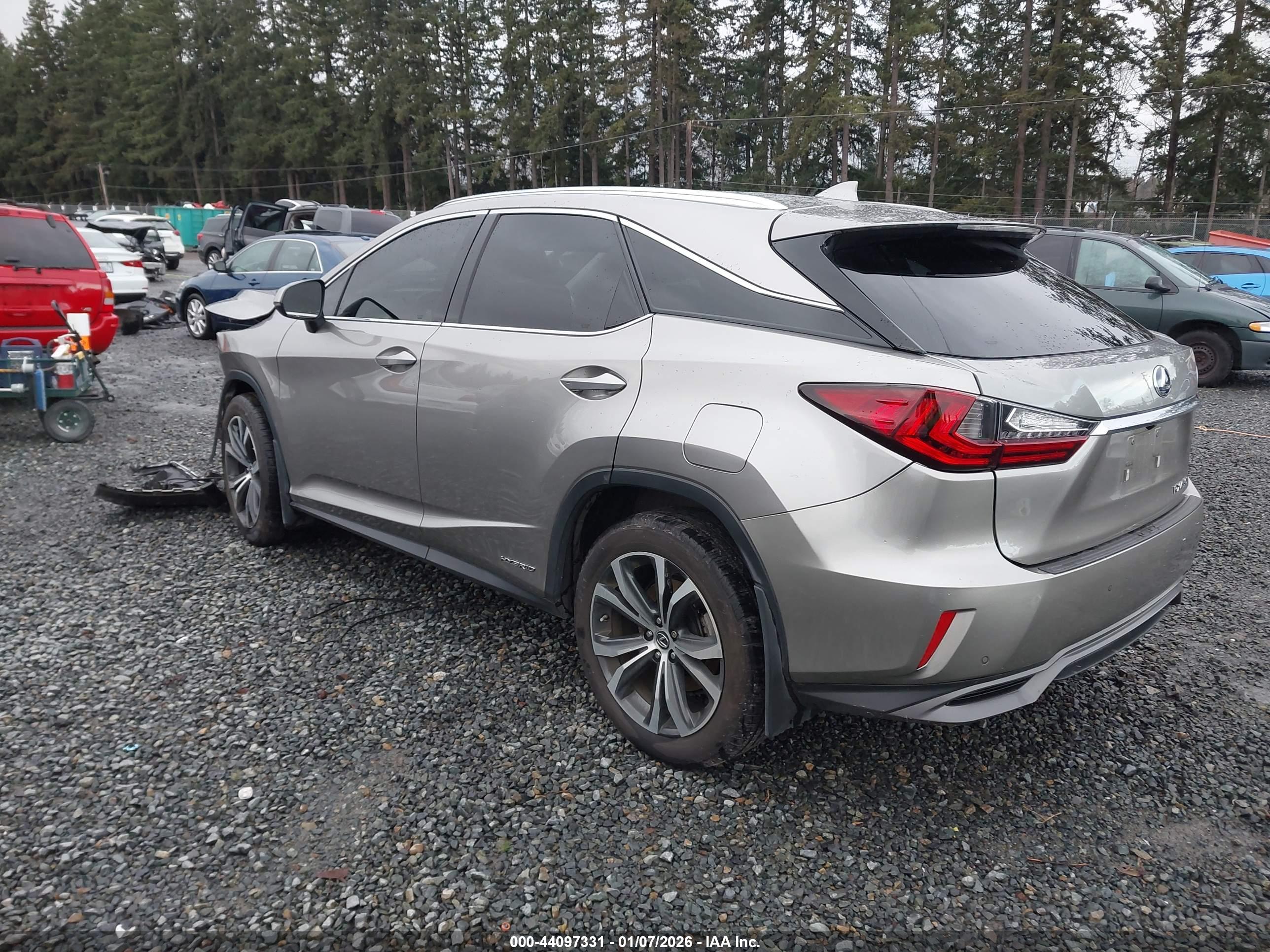 LEXUS RX image 3