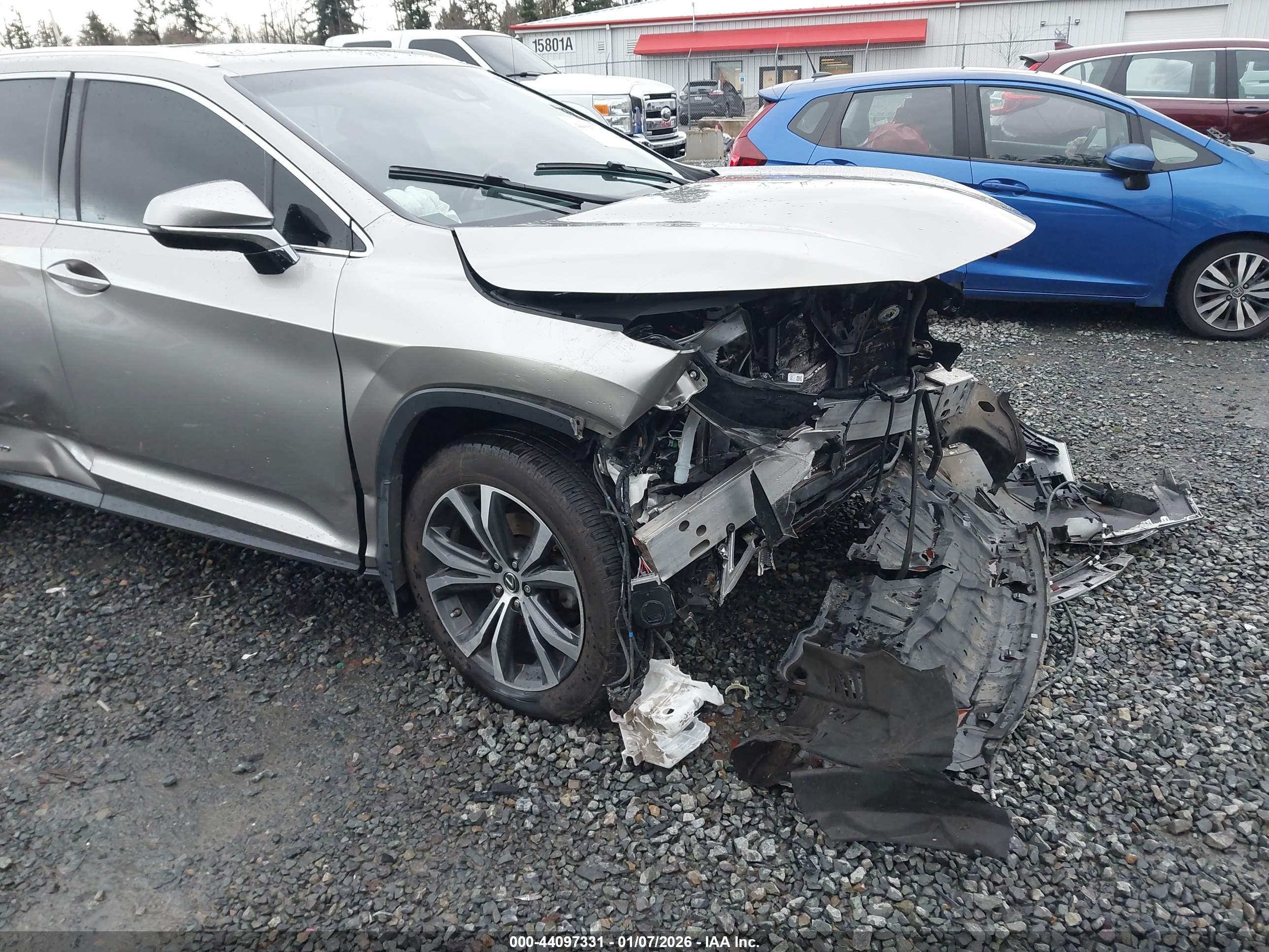 LEXUS RX image 6