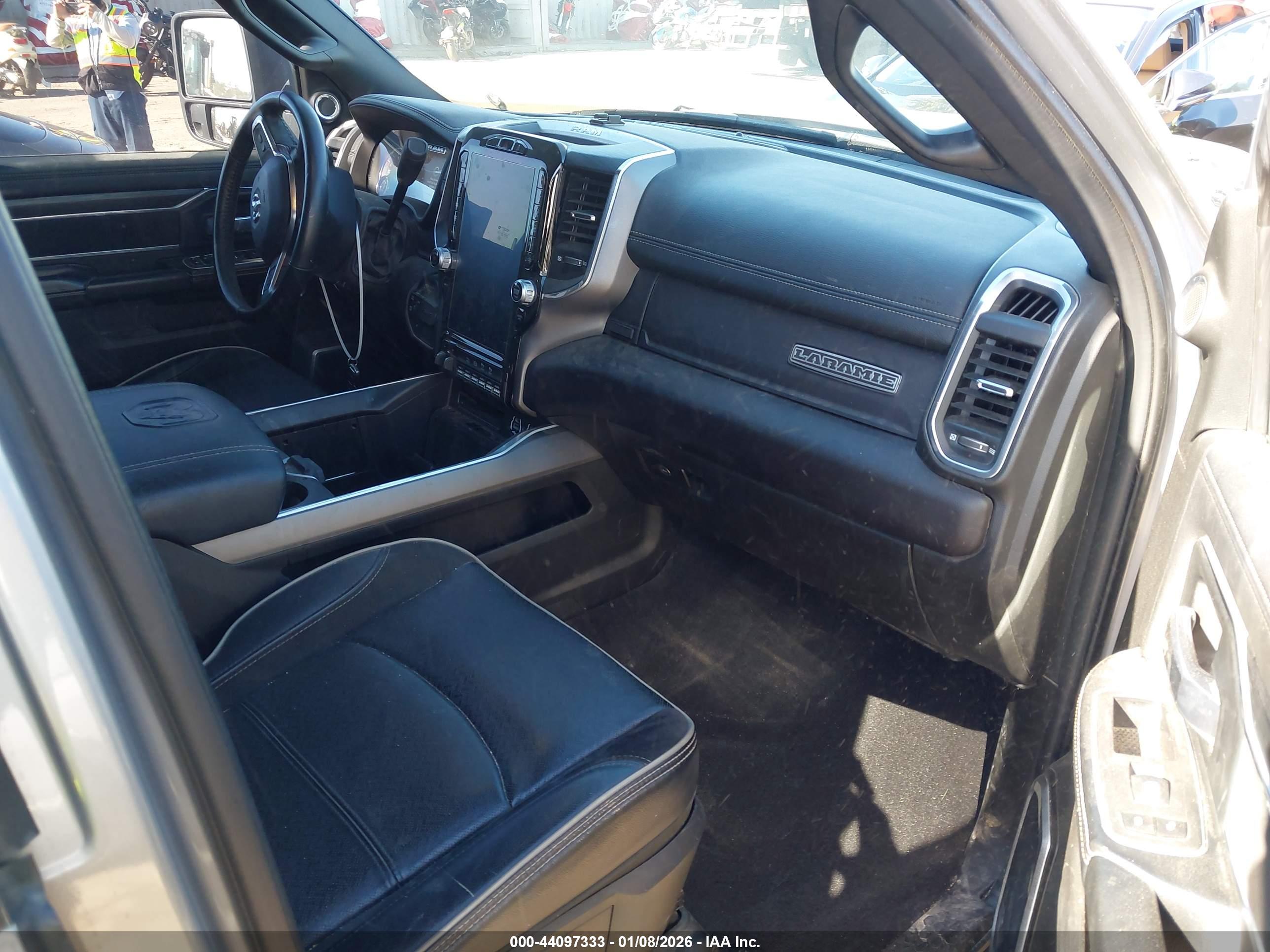 RAM 2500 image 5