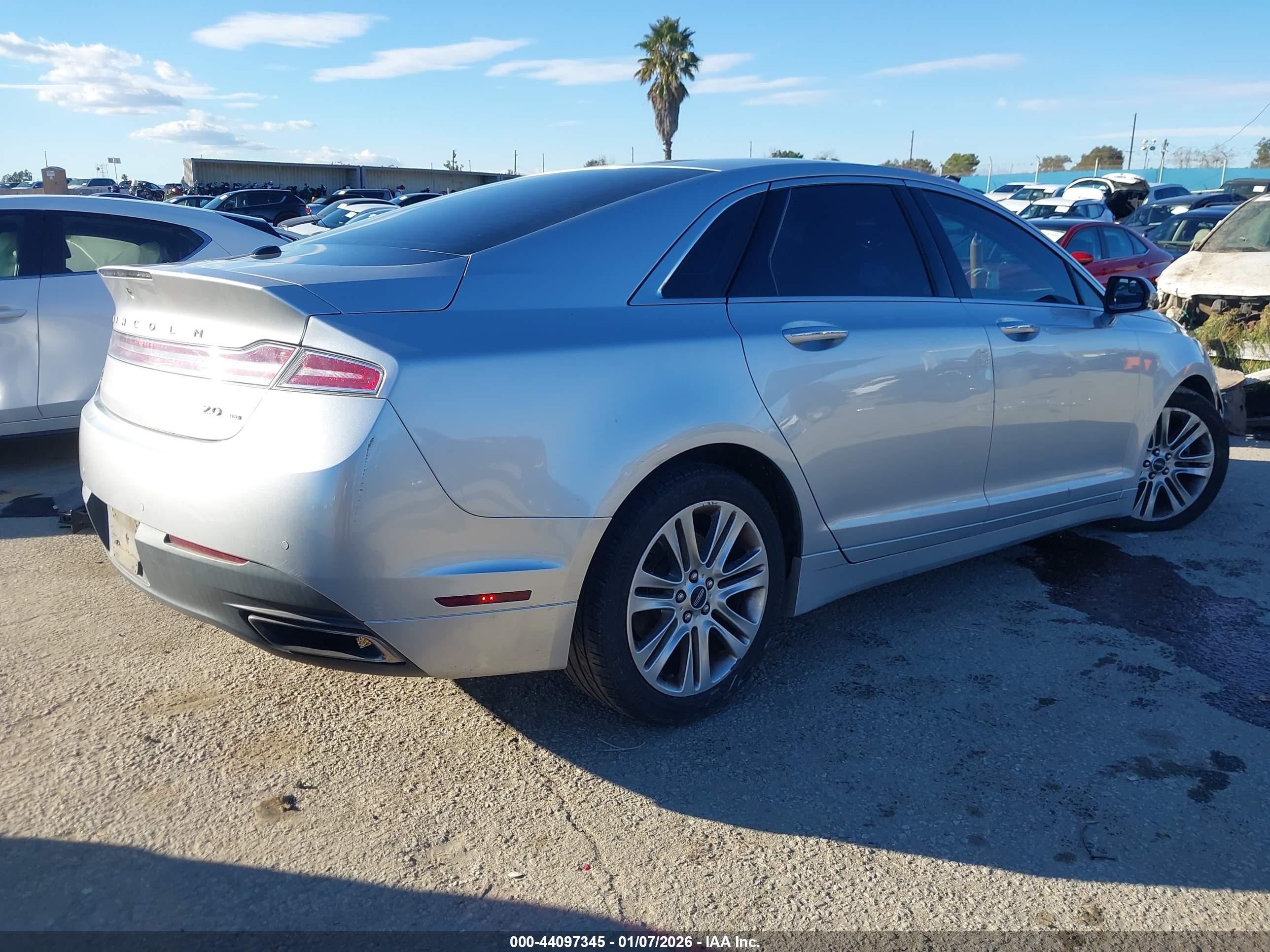 LINCOLN MKZ image 4