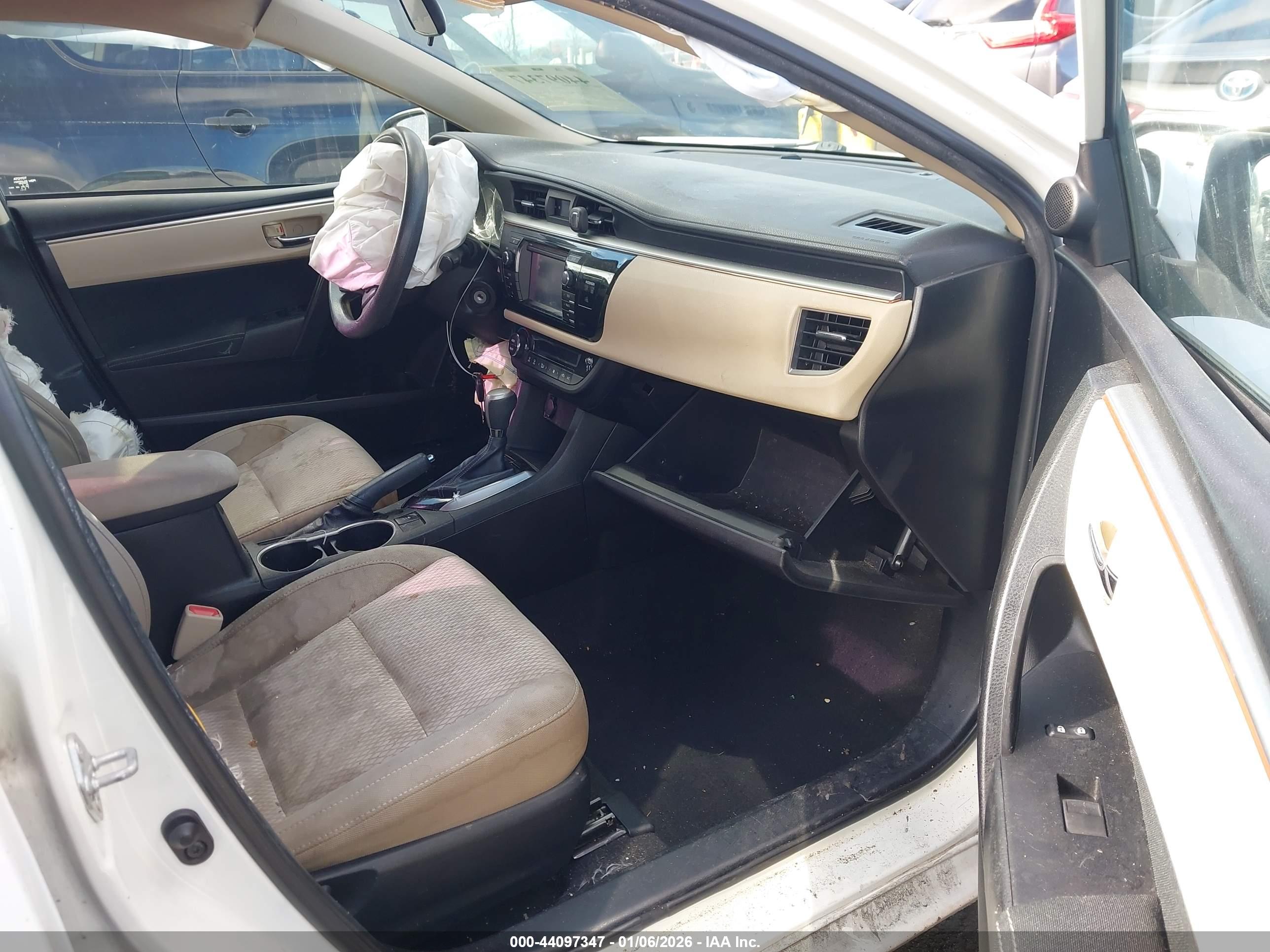 TOYOTA COROLLA image 5