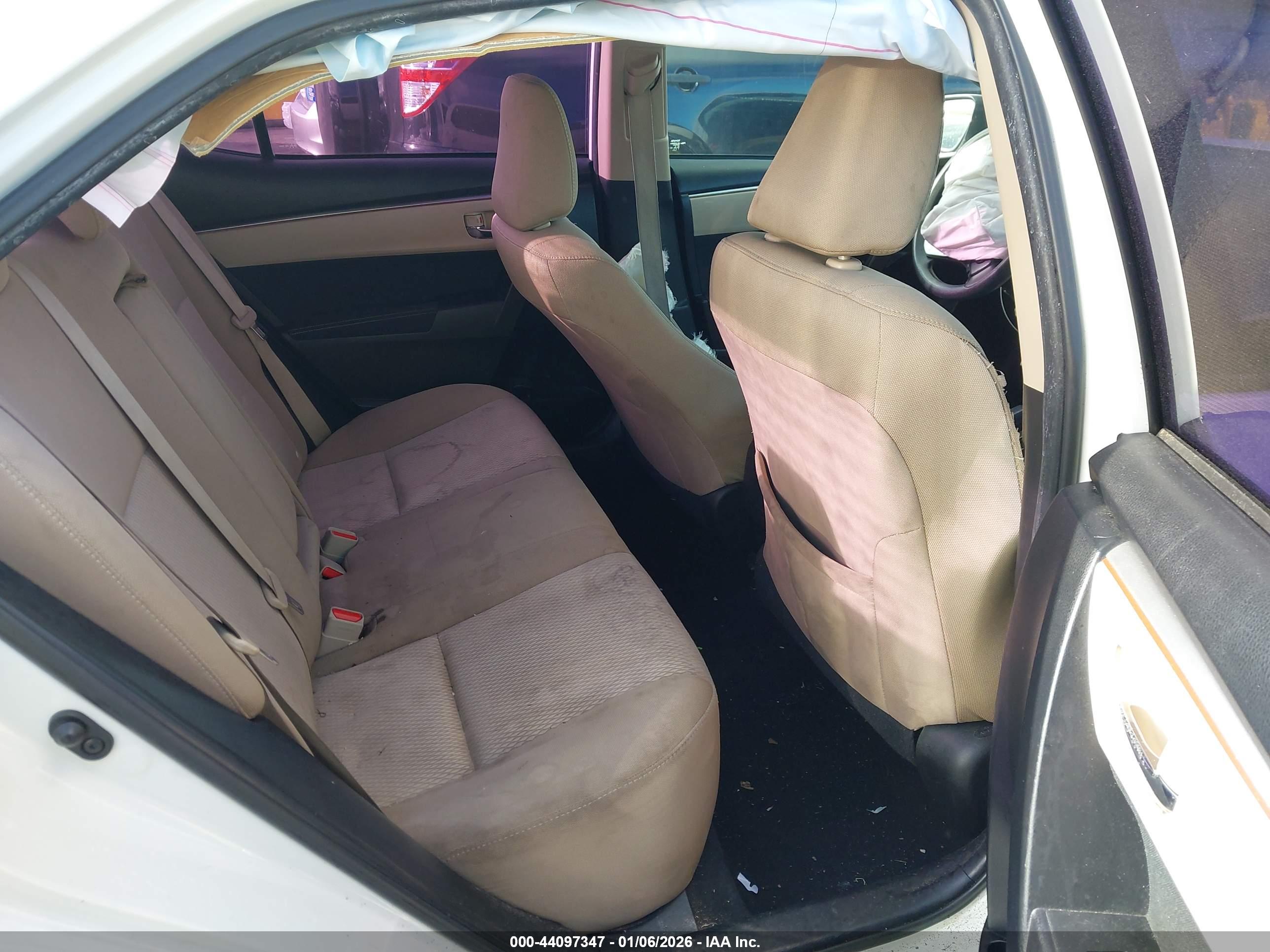 TOYOTA COROLLA image 8