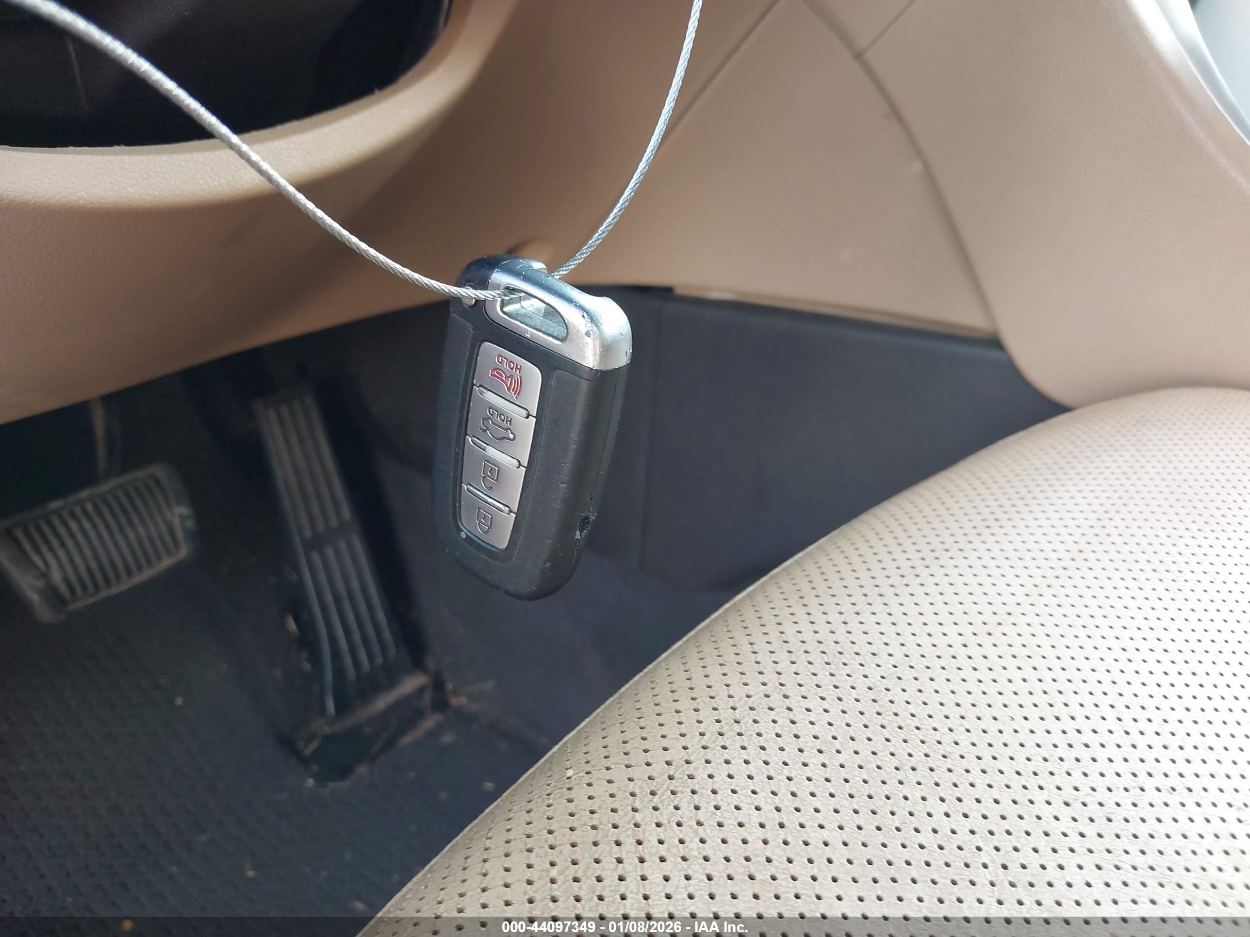 HYUNDAI SONATA image 11