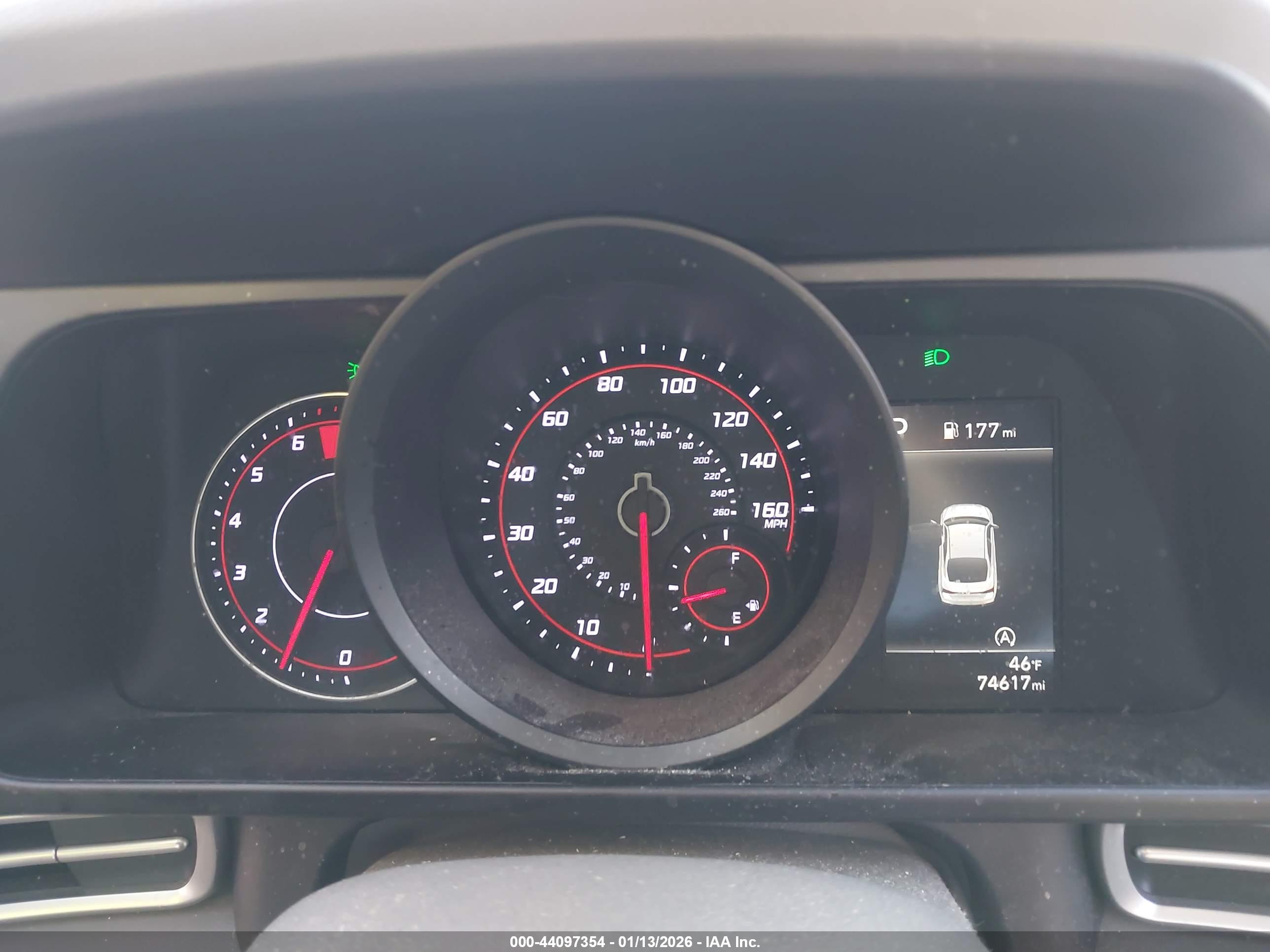 HYUNDAI ELANTRA image 7
