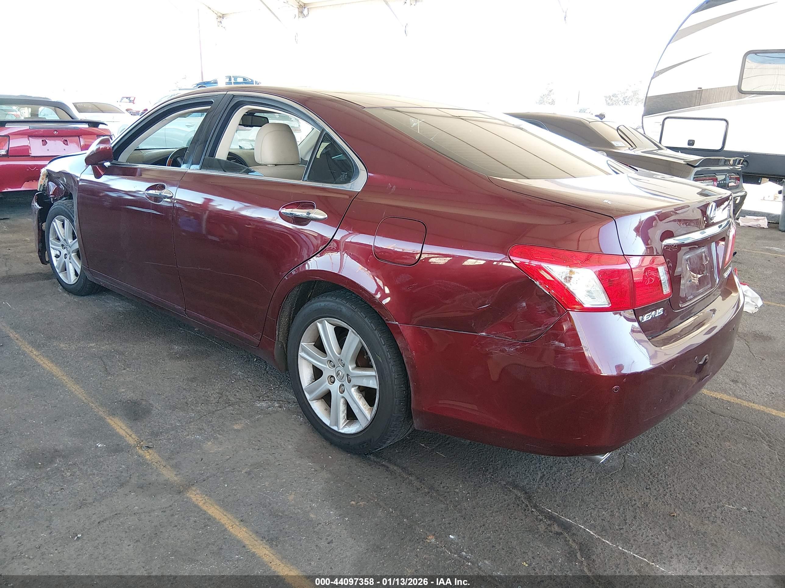 LEXUS ES image 3