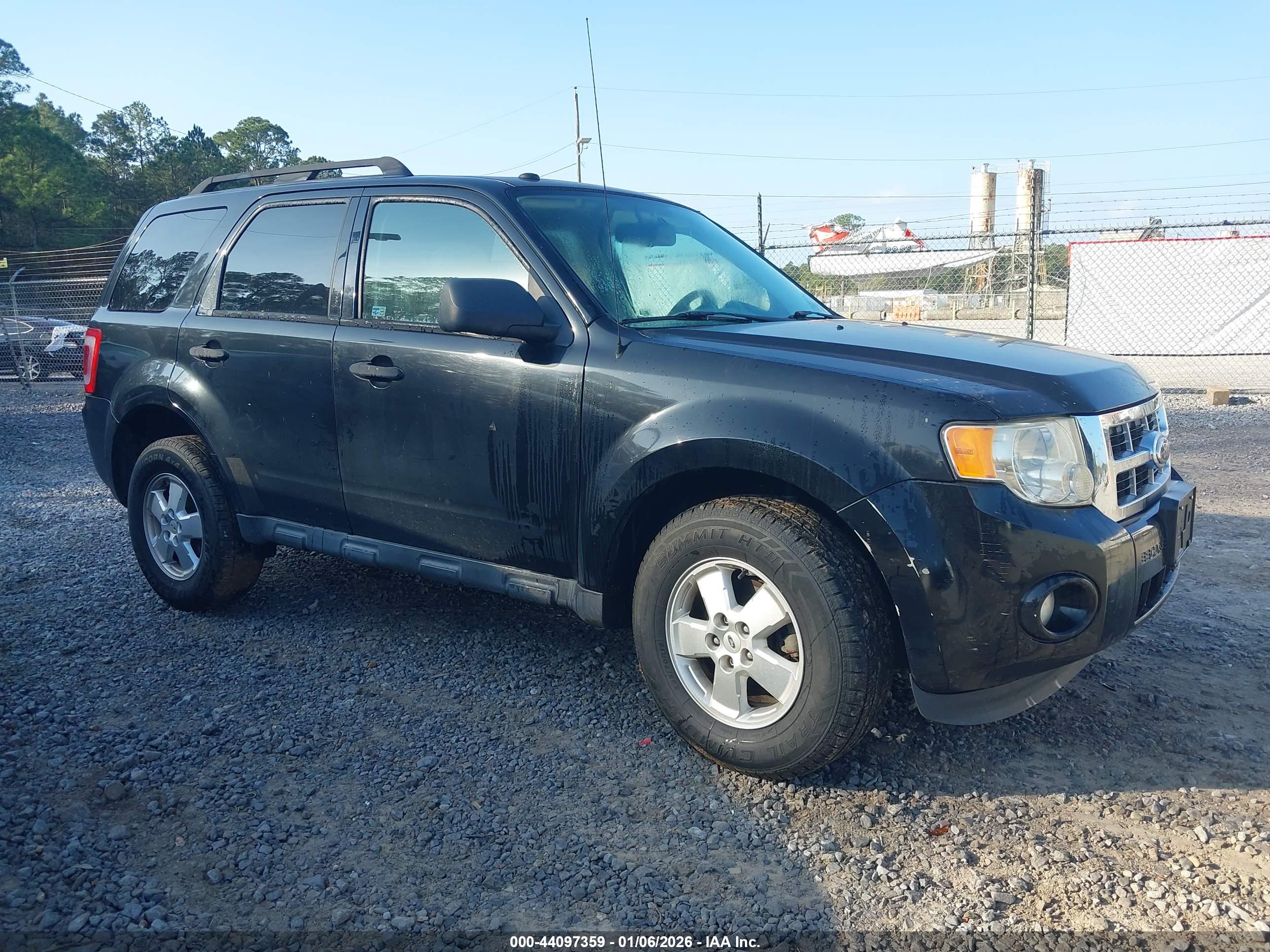 FORD ESCAPE image 6
