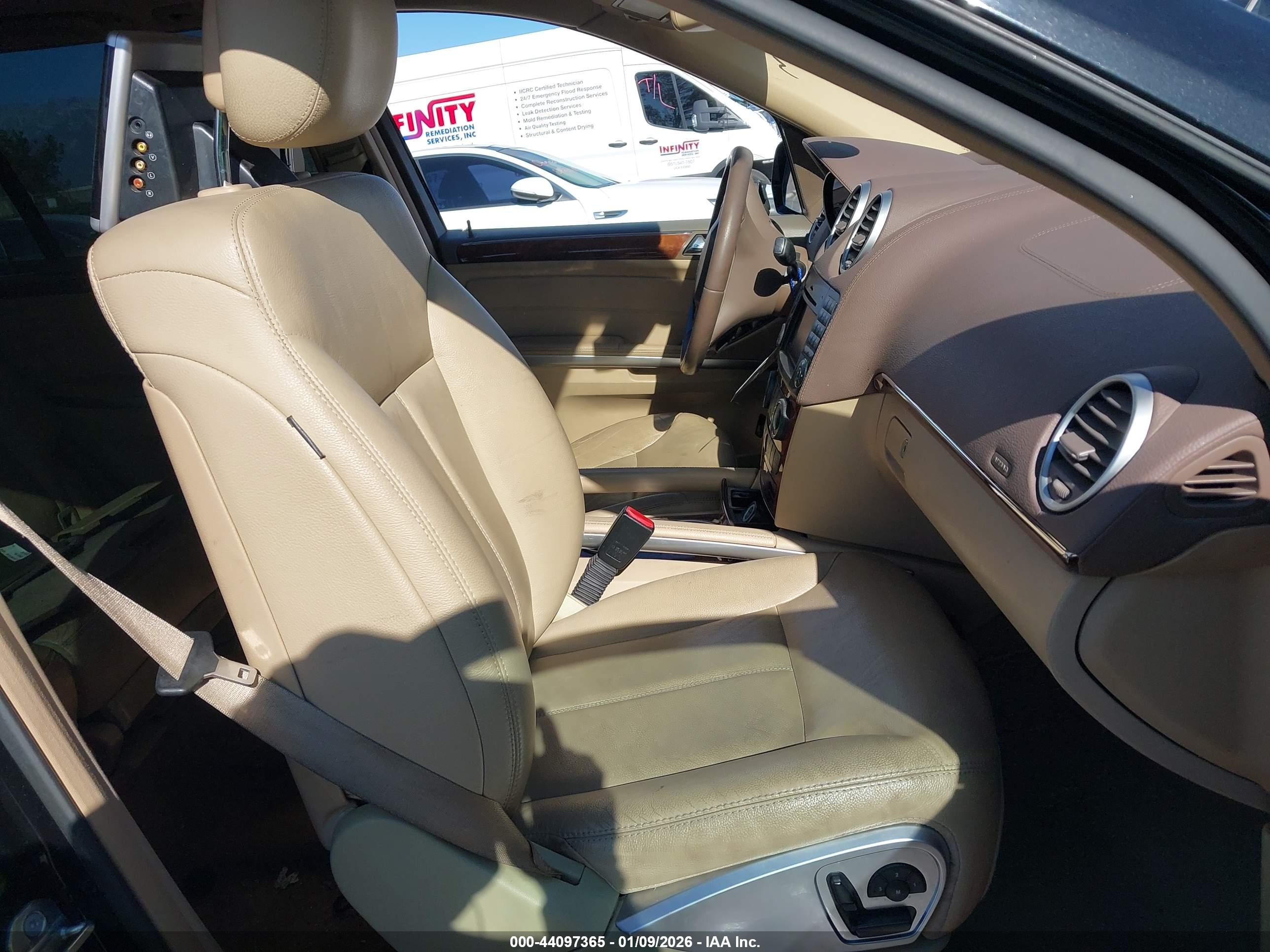 MERCEDES-BENZ GL image 5