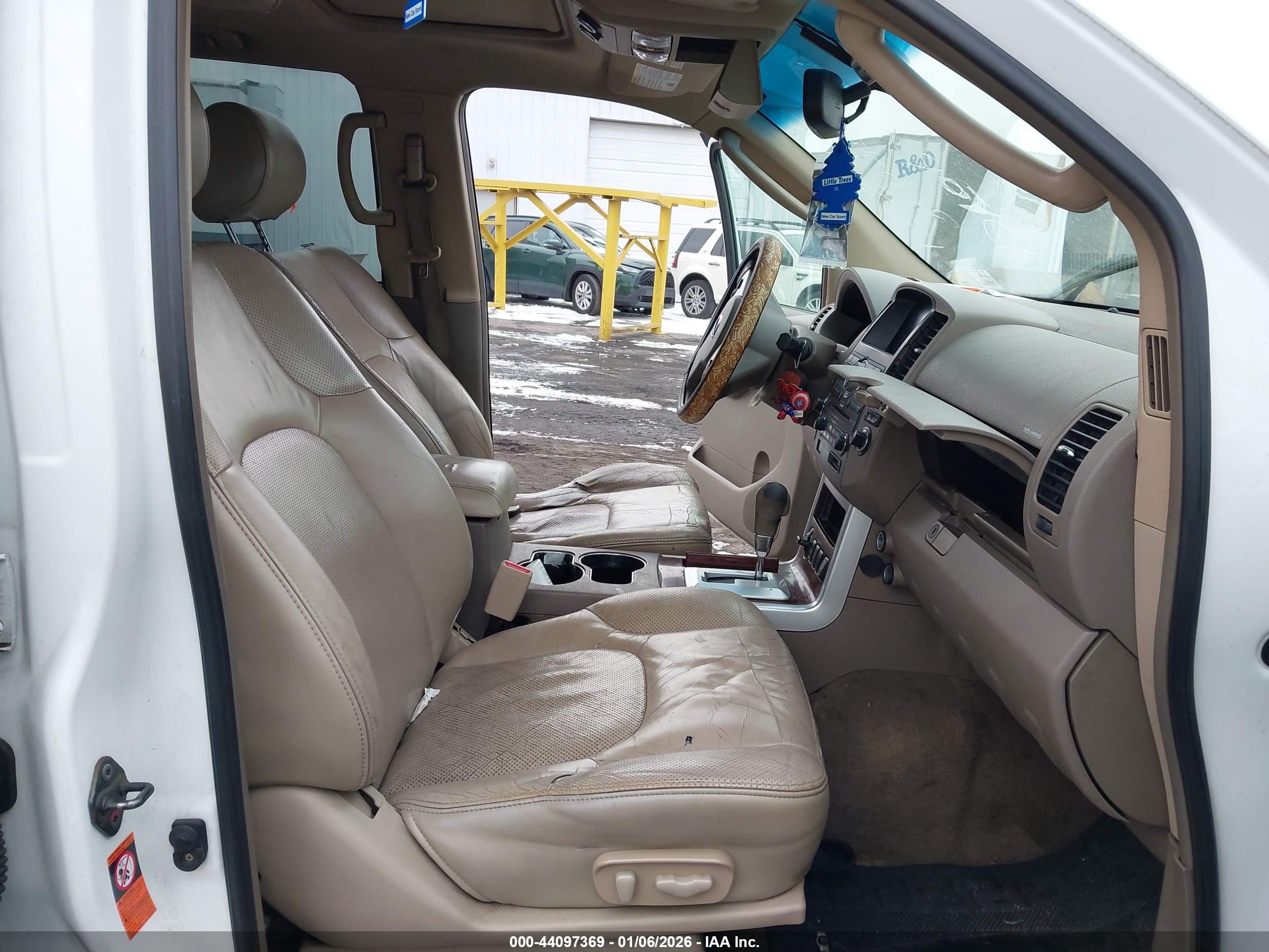 NISSAN PATHFINDER image 5