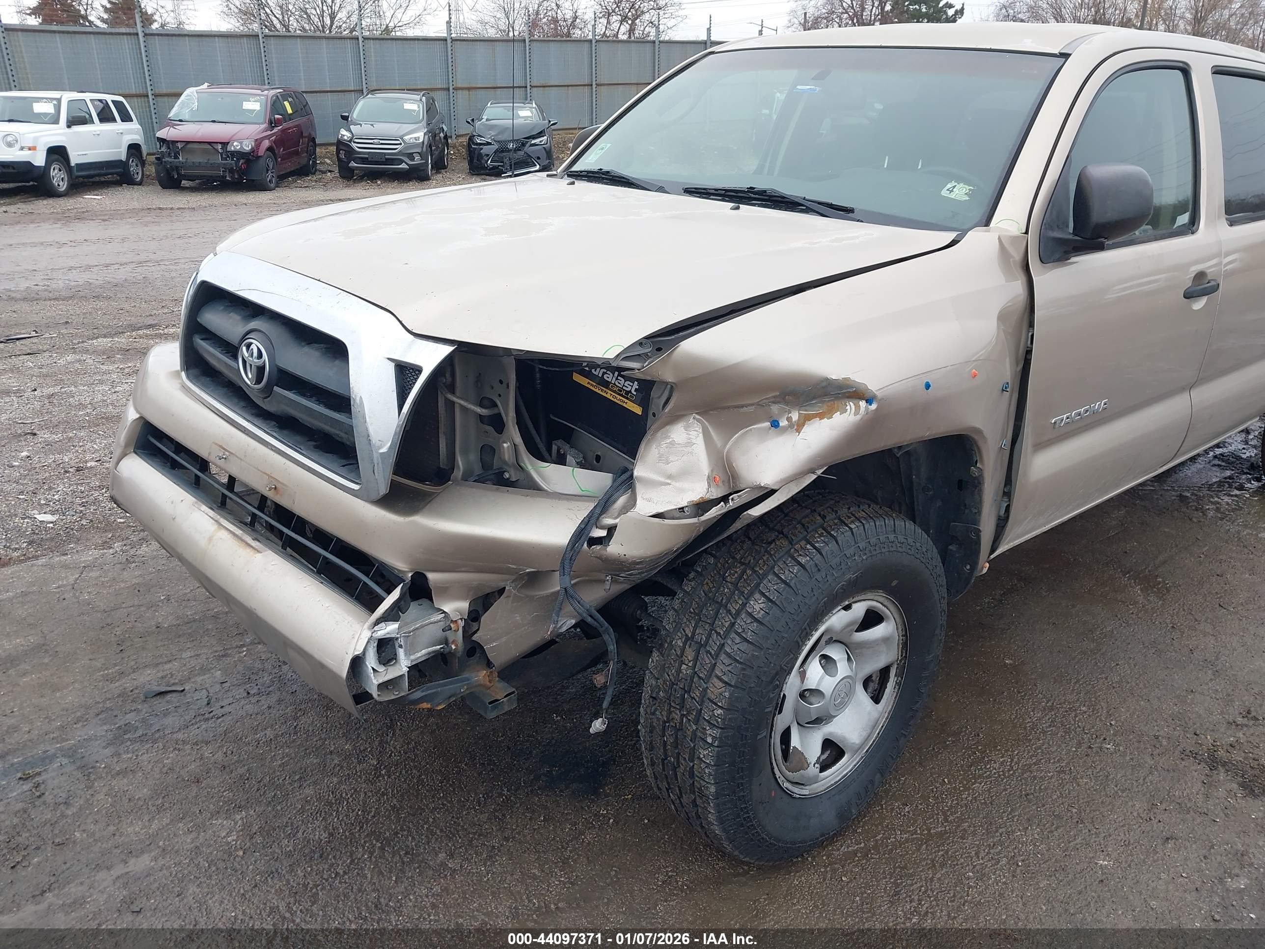 TOYOTA TACOMA image 6